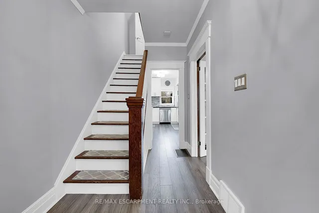 Additional property image - 53 1/2 Robins Ave