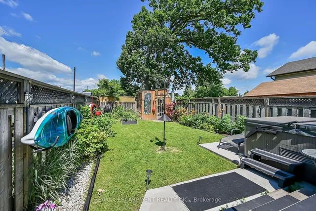 Additional property image - 53 1/2 Robins Ave