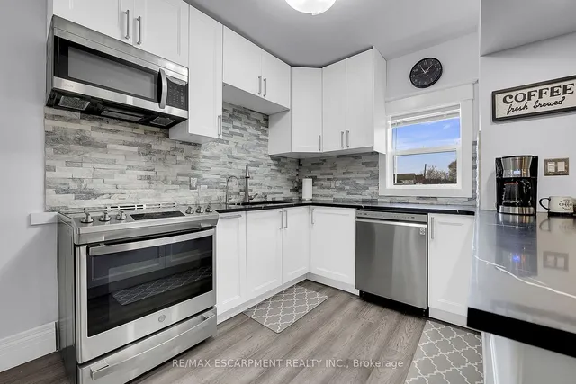 Additional property image - 53 1/2 Robins Ave