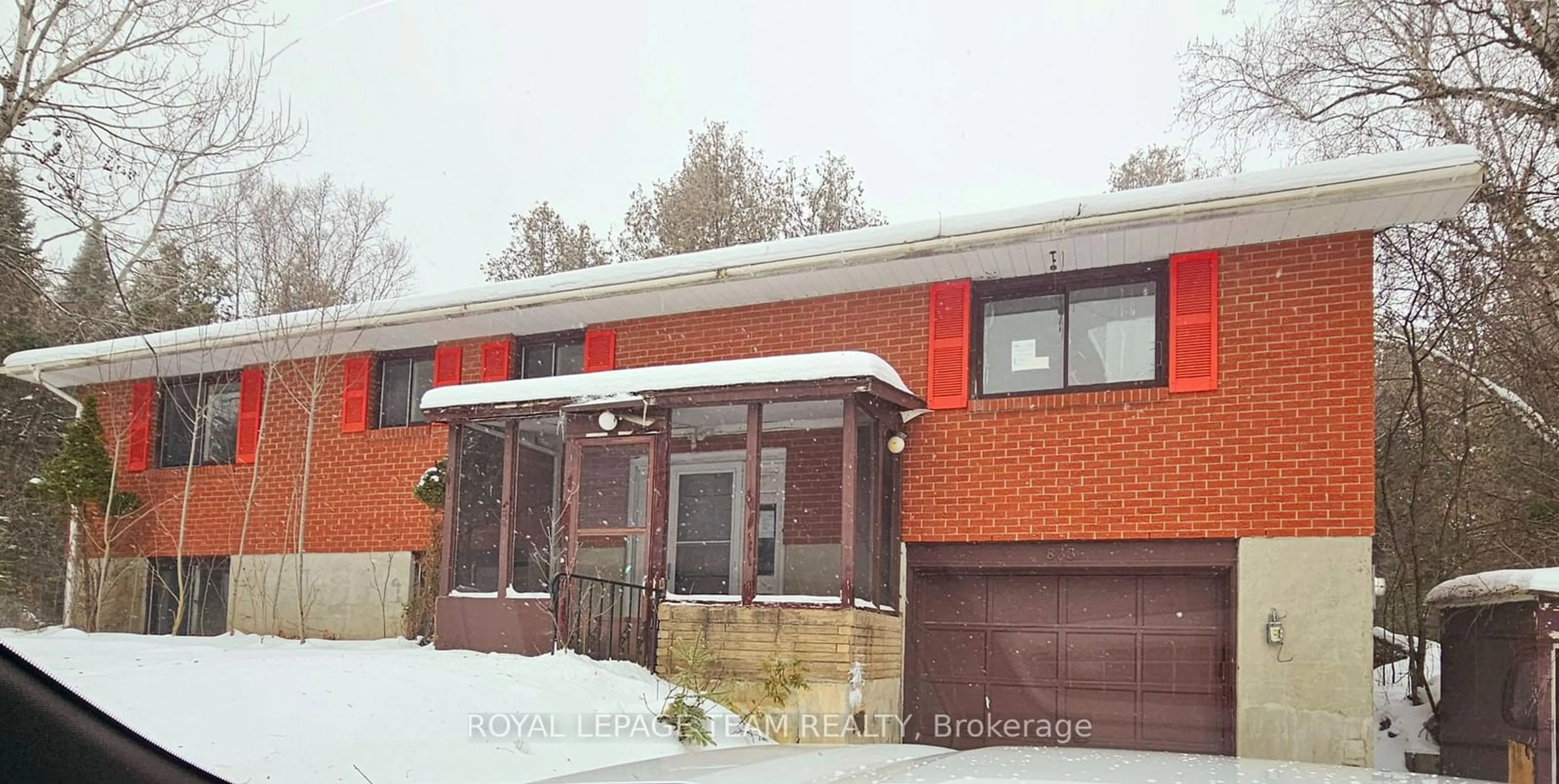 Home with brick exterior material, street for 833 Beavertail Rd, Carp - Huntley Ward Ontario K0A 1L0