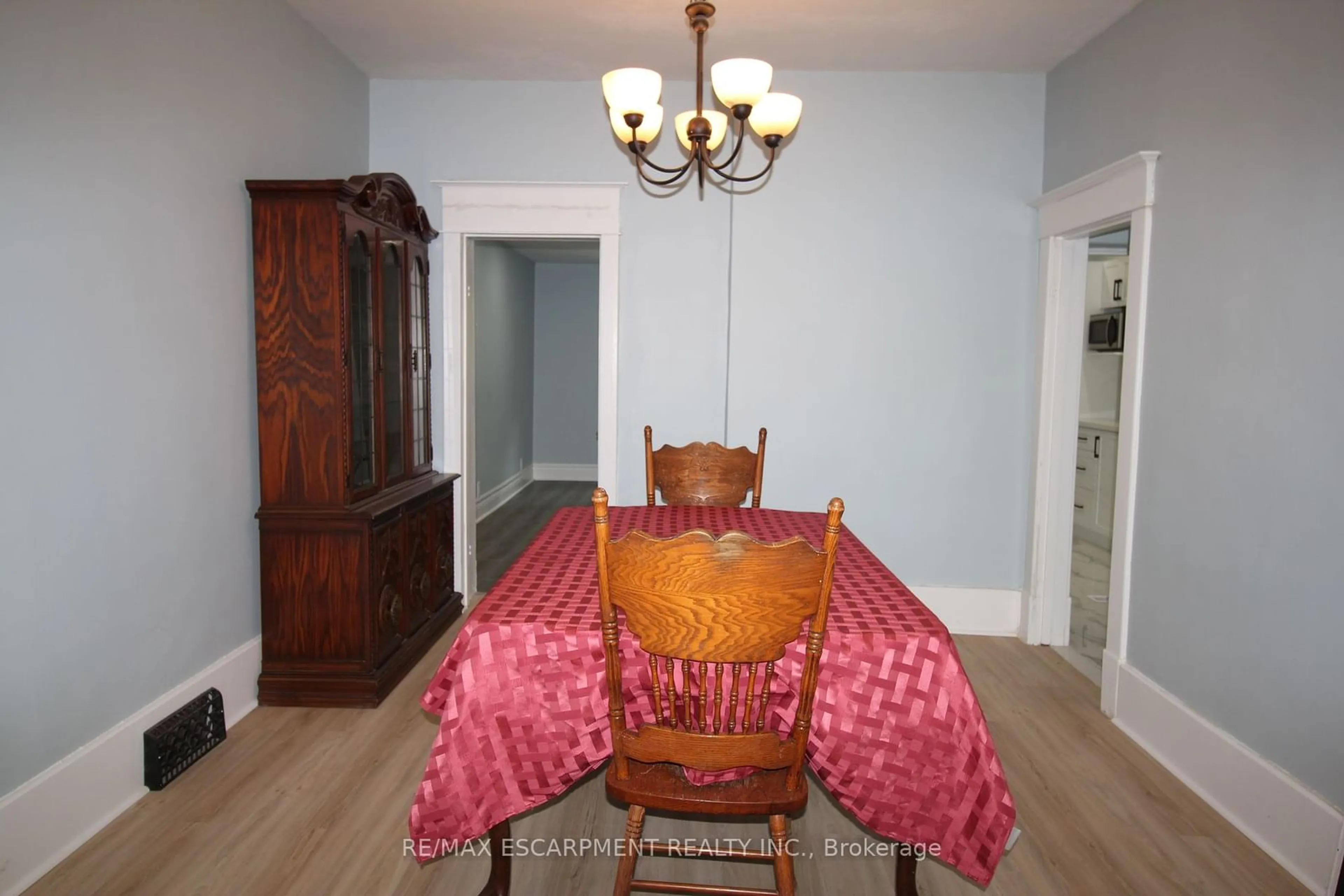 Dining room, unknown for 701 Wilson St, Hamilton Ontario L8L 1V5