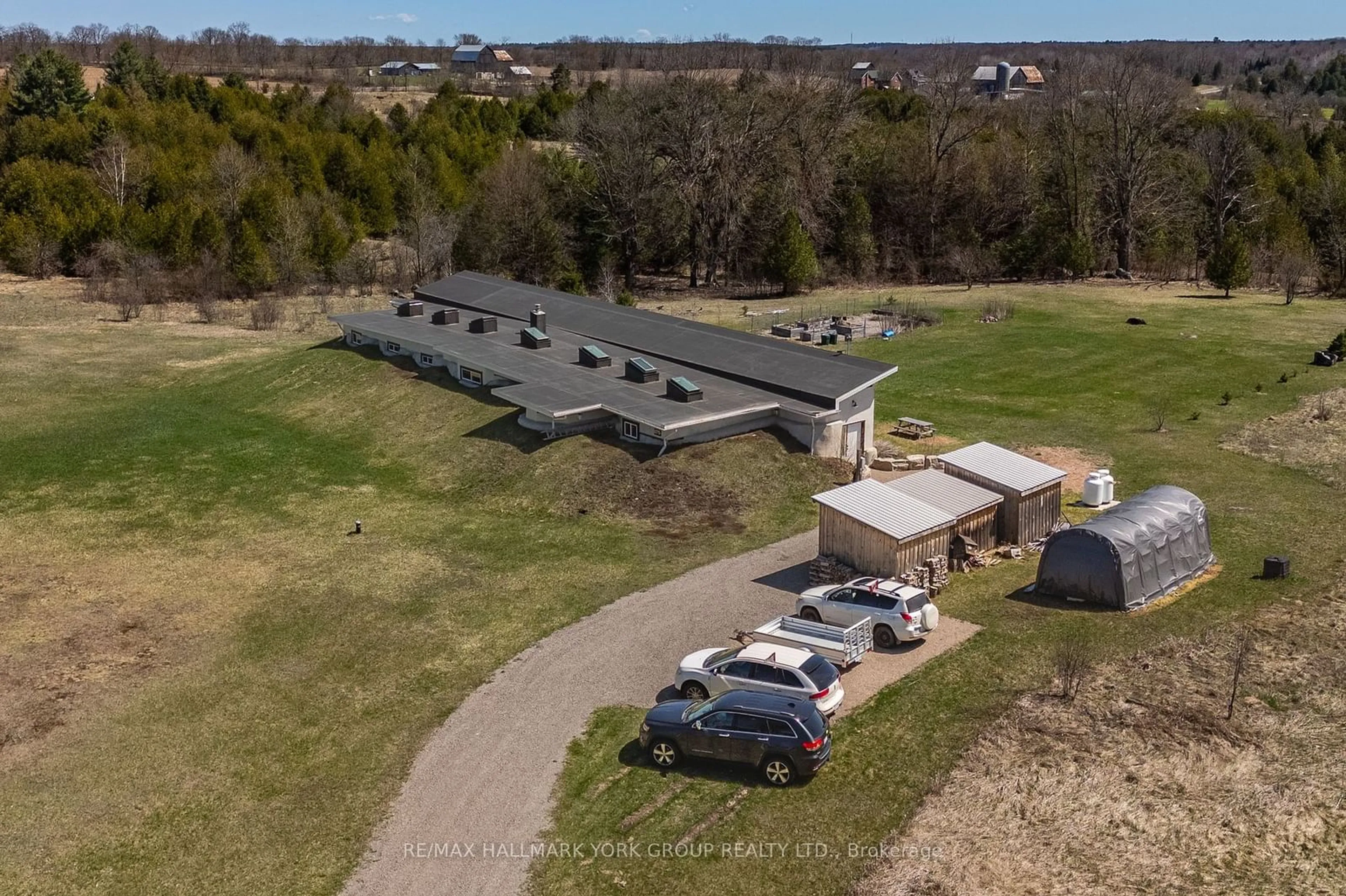 A pic from outside/outdoor area/front of a property/back of a property/a pic from drone, unknown for 1375 Queensborough Rd, Madoc Ontario K0K 2K0