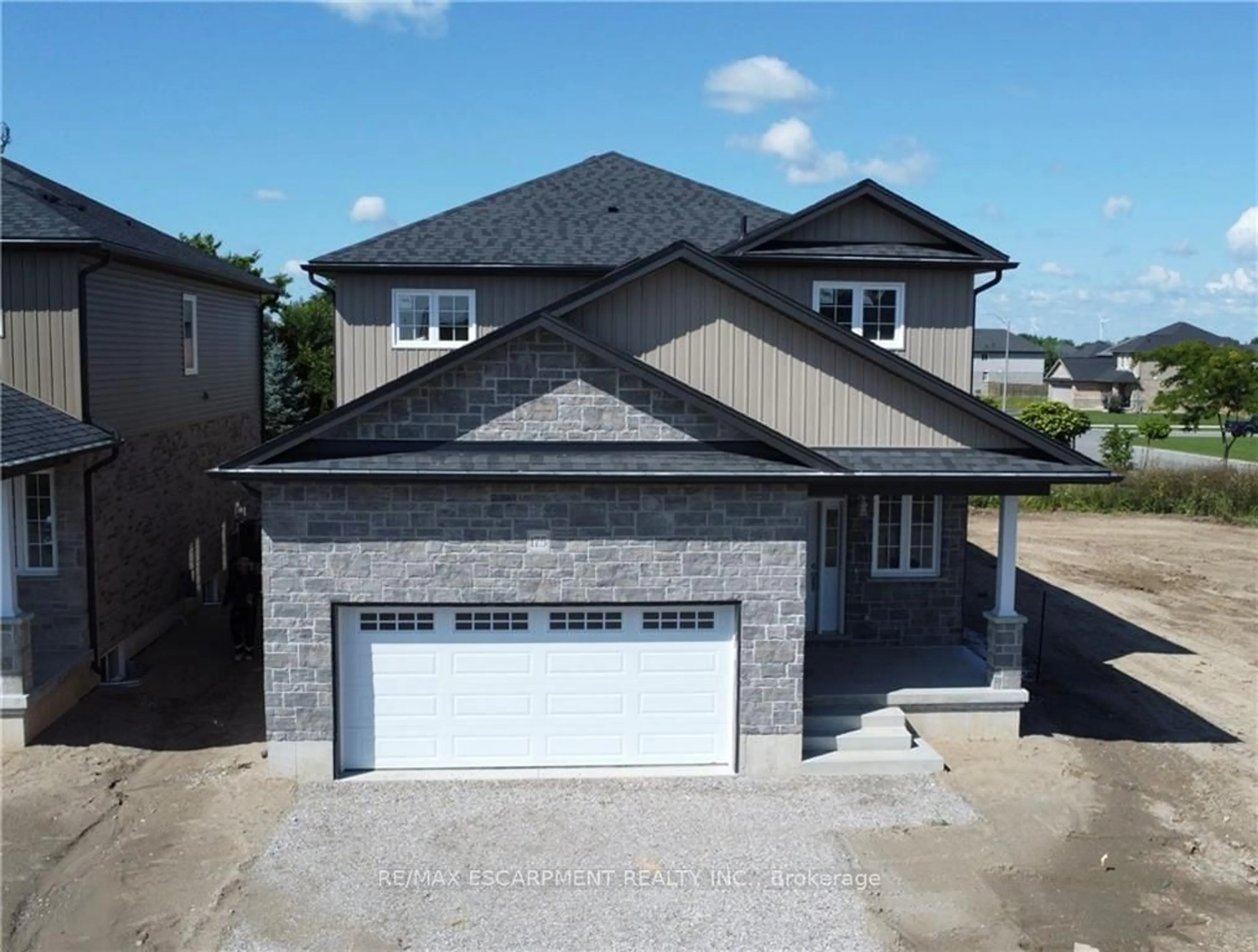 A pic from outside/outdoor area/front of a property/back of a property/a pic from drone, street for 175 Pike Creek Dr, Haldimand Ontario N0A 1E0