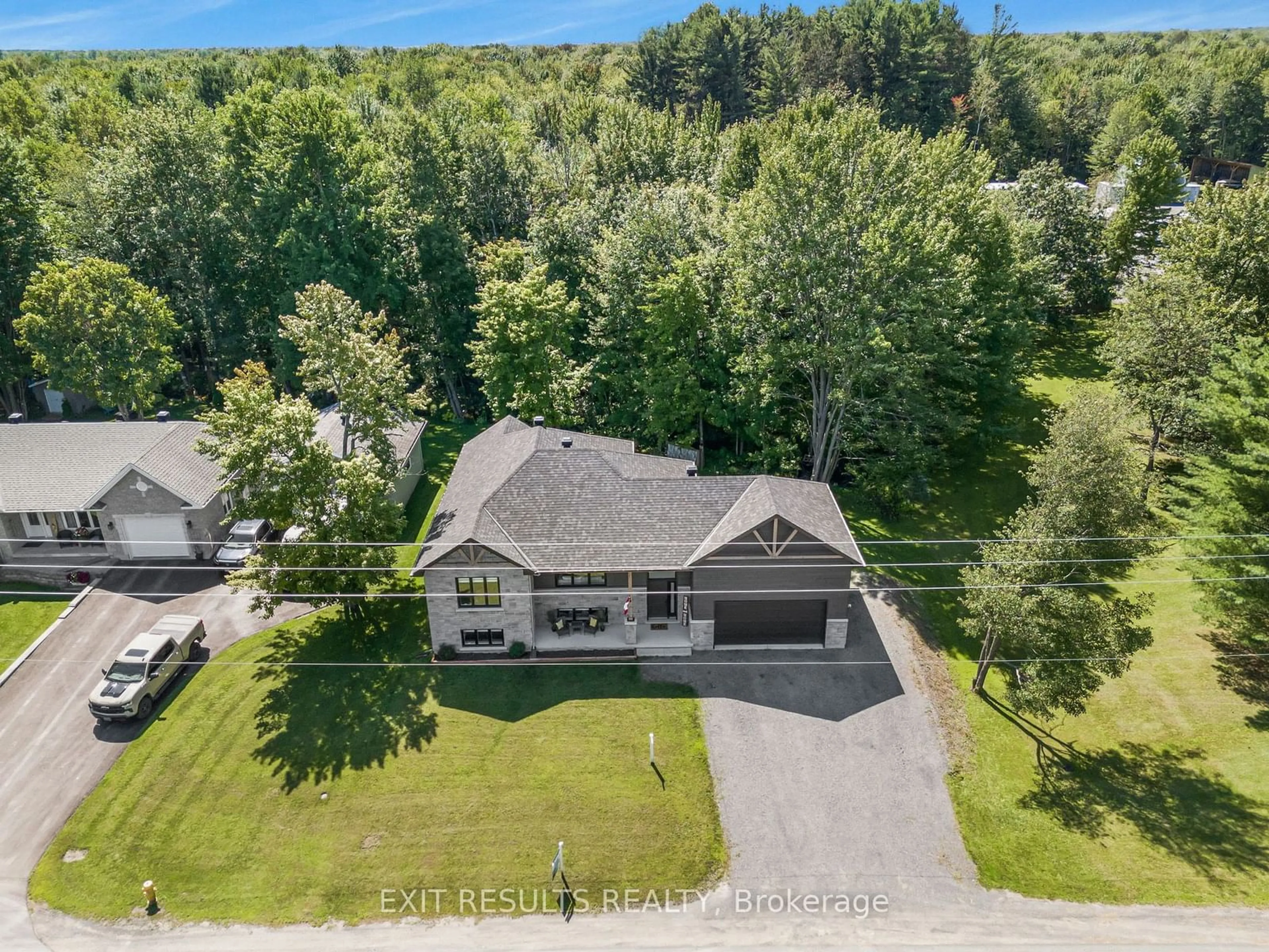 A pic from outside/outdoor area/front of a property/back of a property/a pic from drone, unknown for 336 Limoges Rd, Russell Ontario K0A 2M0