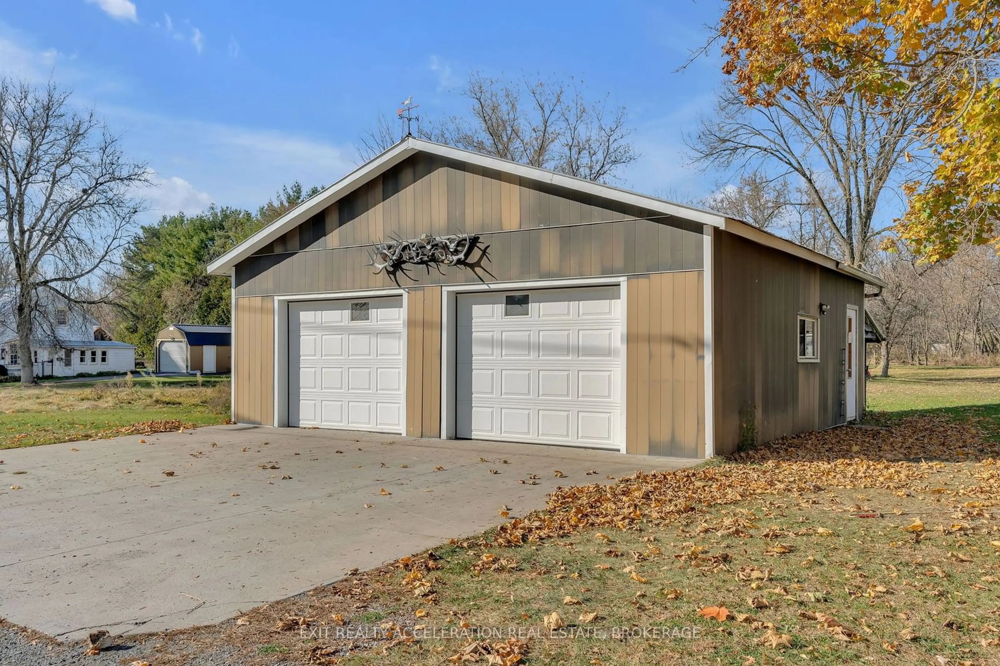 Indoor garage for 43 Water St, Stone Mills Ontario K0K 2S0