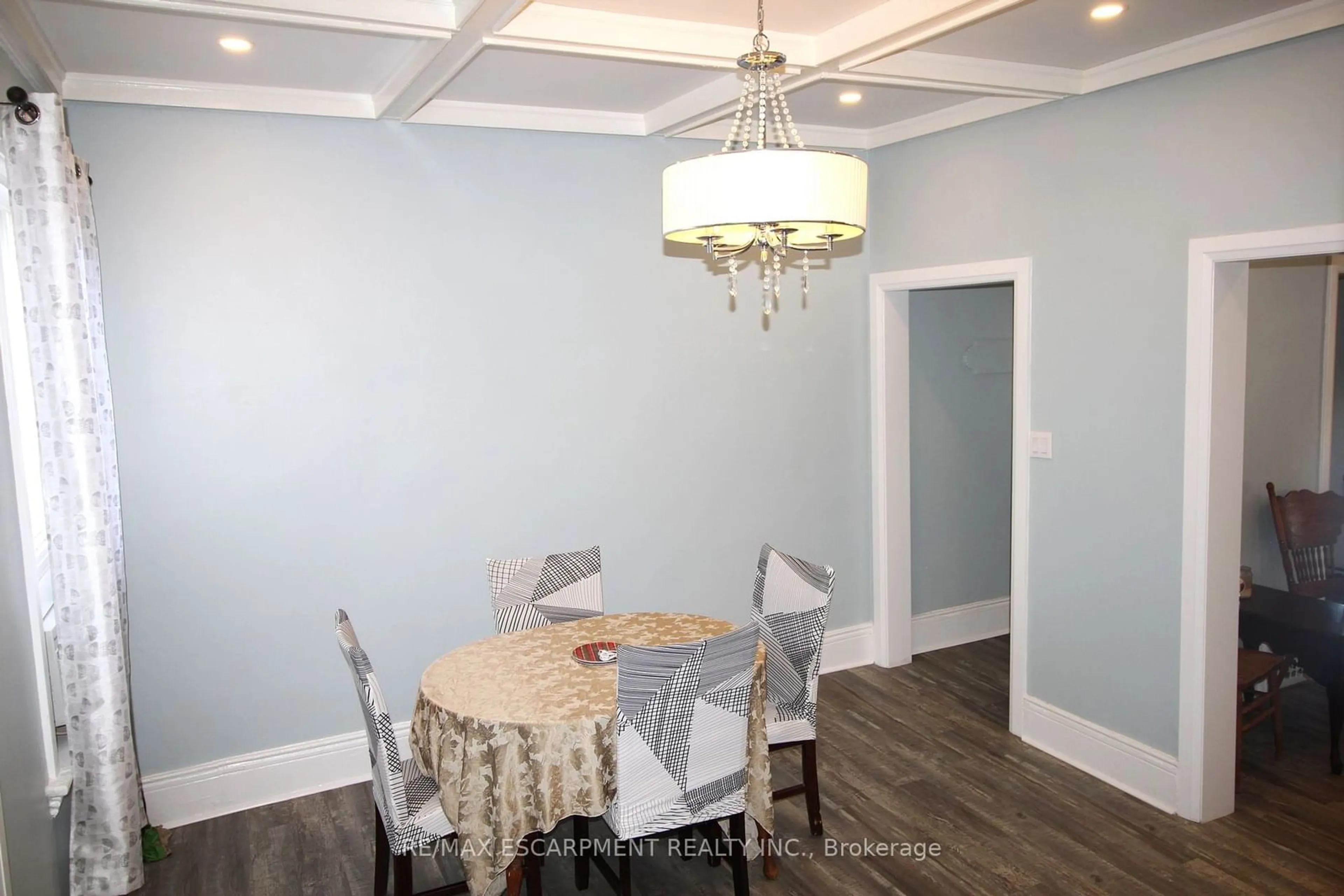 Dining room, unknown for 19 Emerald St, Hamilton Ontario L8L 5J9