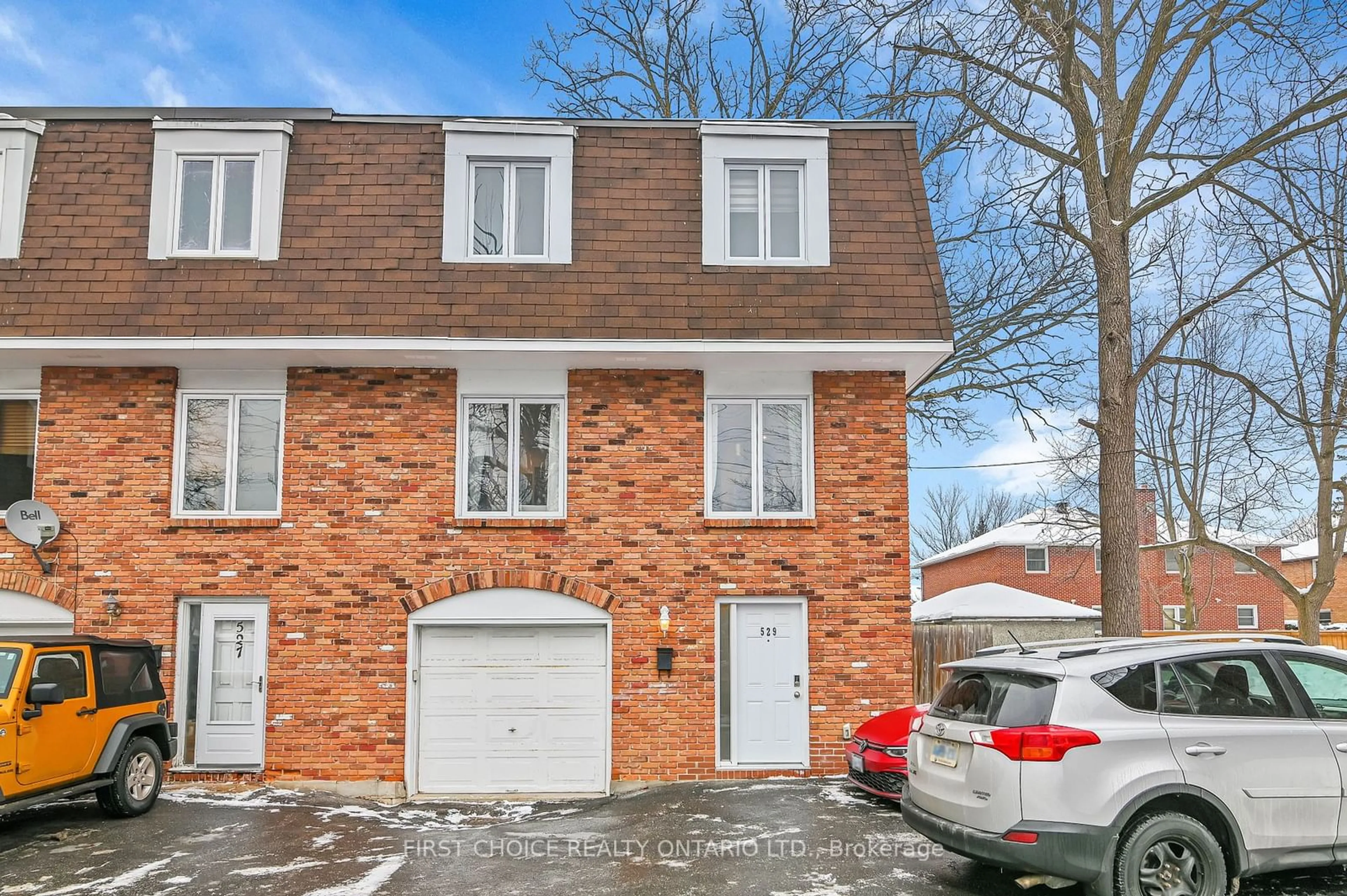 Home with brick exterior material, street for 529 Churchill Ave, Westboro - Hampton Park Ontario K1Z 5E4