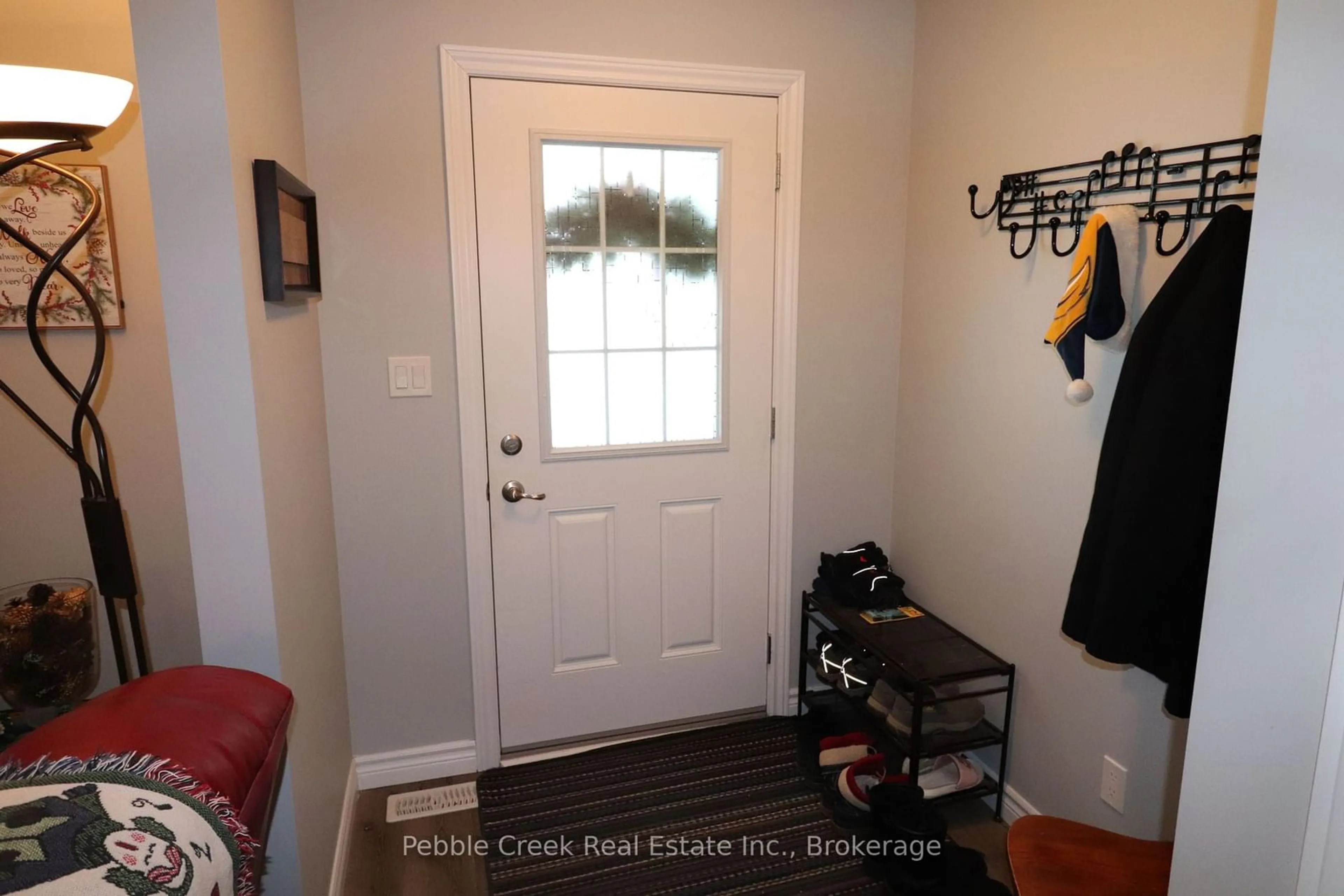 Indoor entryway for 86 Huron Heights Dr, Ashfield-Colborne-Wawanosh Ontario N7A 0C1
