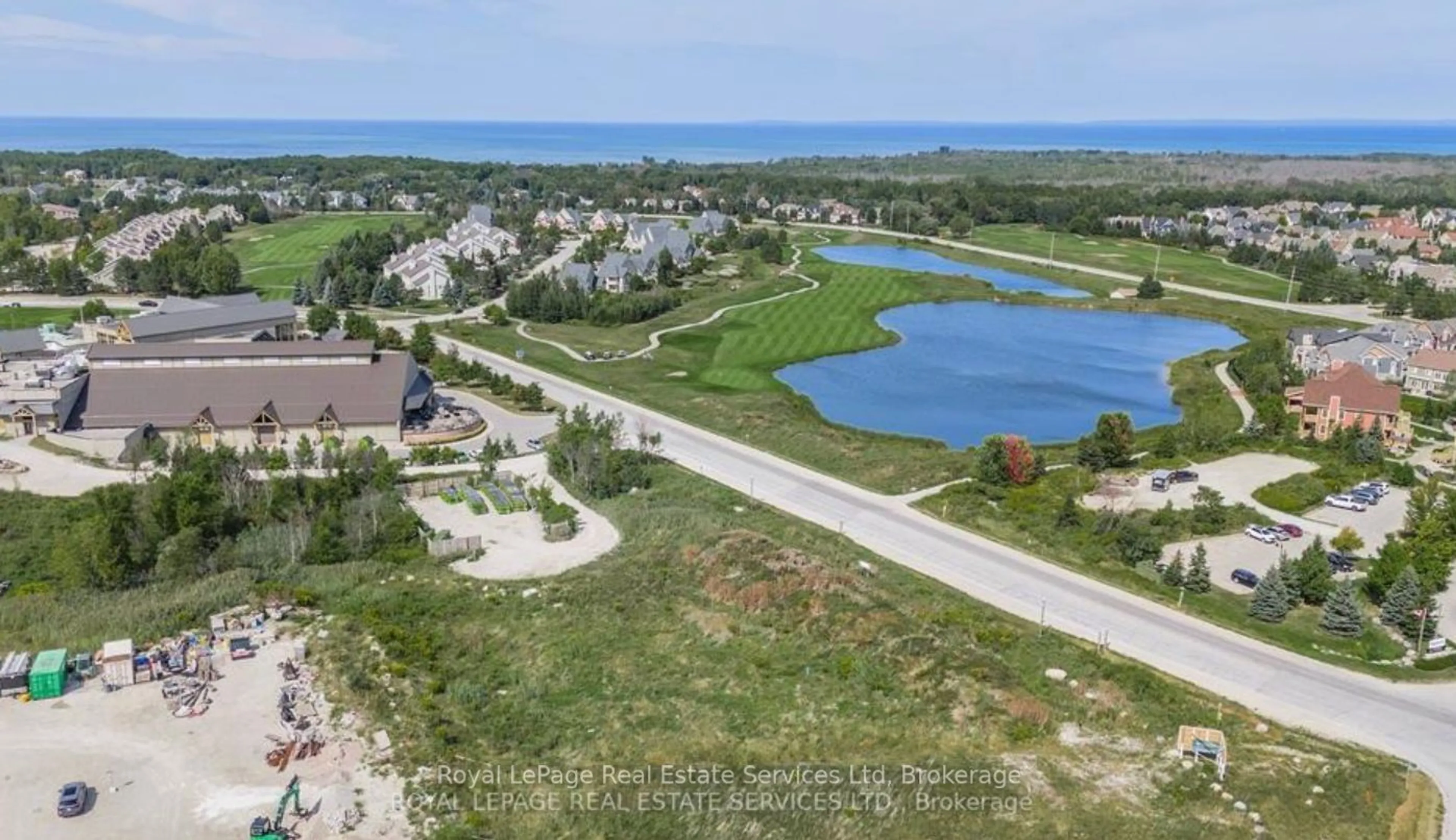 A pic from outside/outdoor area/front of a property/back of a property/a pic from drone, water/lake/river/ocean view for 155 Settlers Way, Blue Mountains Ontario L9Y 0L5