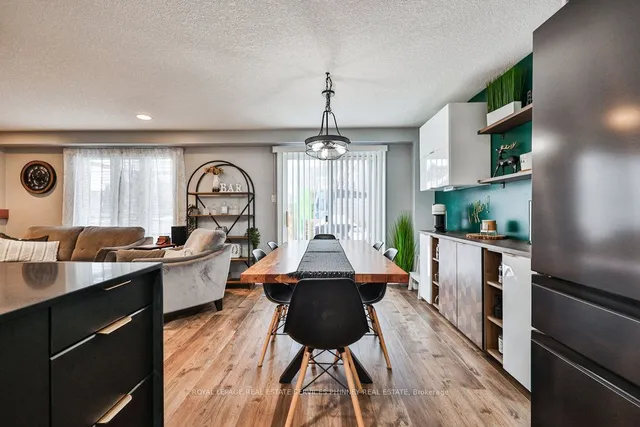 Additional property image - 19 Tisdale Crt