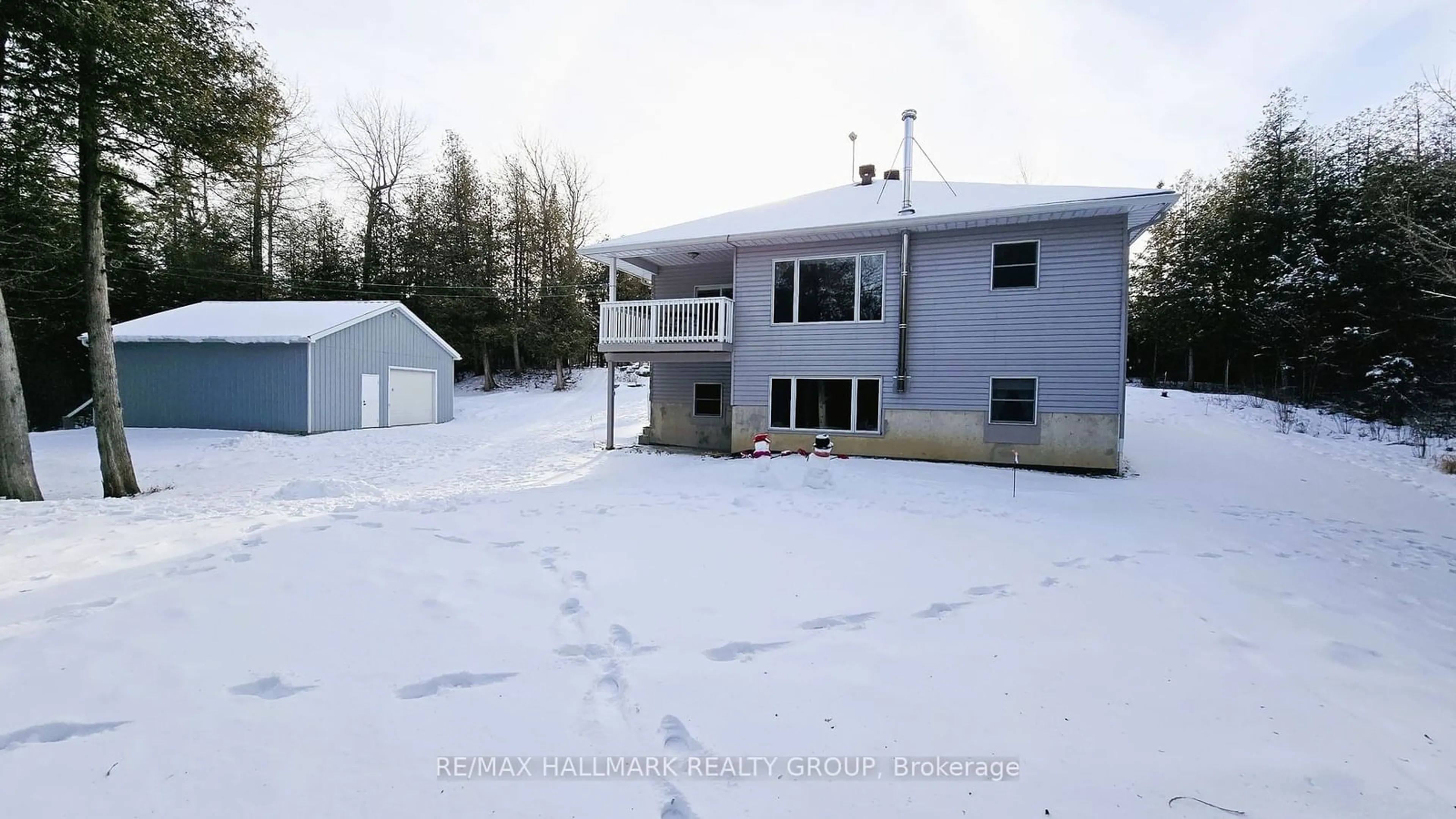 A pic from outside/outdoor area/front of a property/back of a property/a pic from drone, unknown for 1250 Upper Dwyer Hill Rd, Carp - Huntley Ward Ontario K0A 1L0