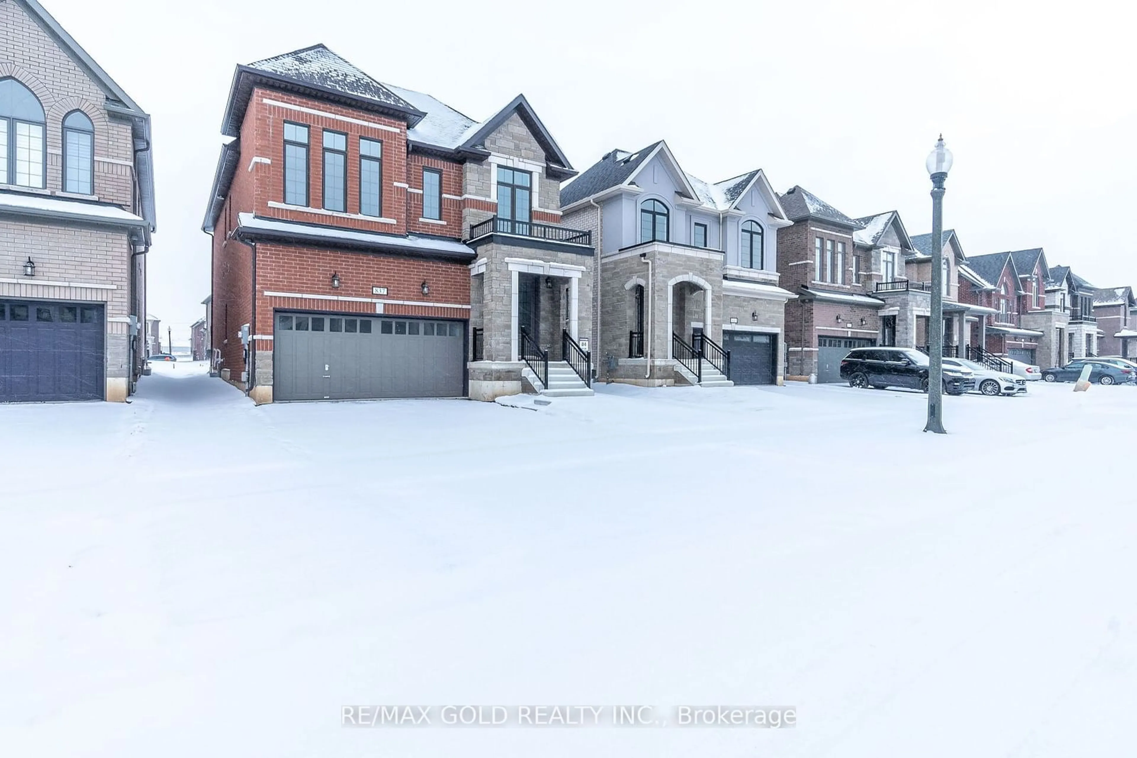 A pic from outside/outdoor area/front of a property/back of a property/a pic from drone, street for 837 Knights Lane, Woodstock Ontario N4T 0P7