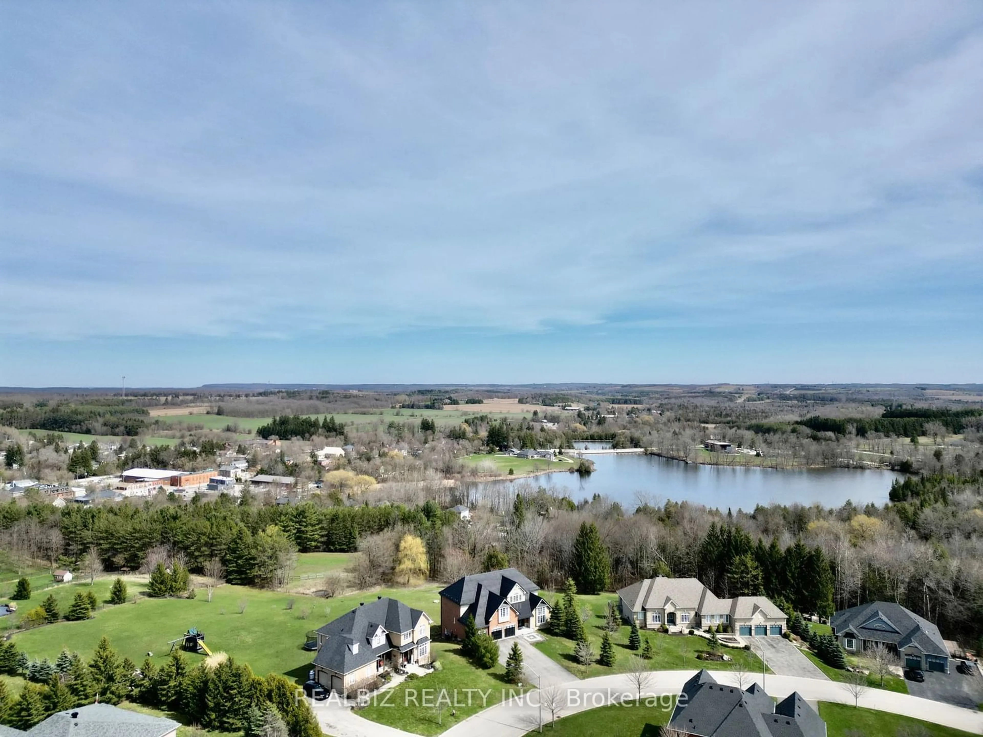 A pic from outside/outdoor area/front of a property/back of a property/a pic from drone, water/lake/river/ocean view for 67 Leader Crt, Erin Ontario N0B 1Z0