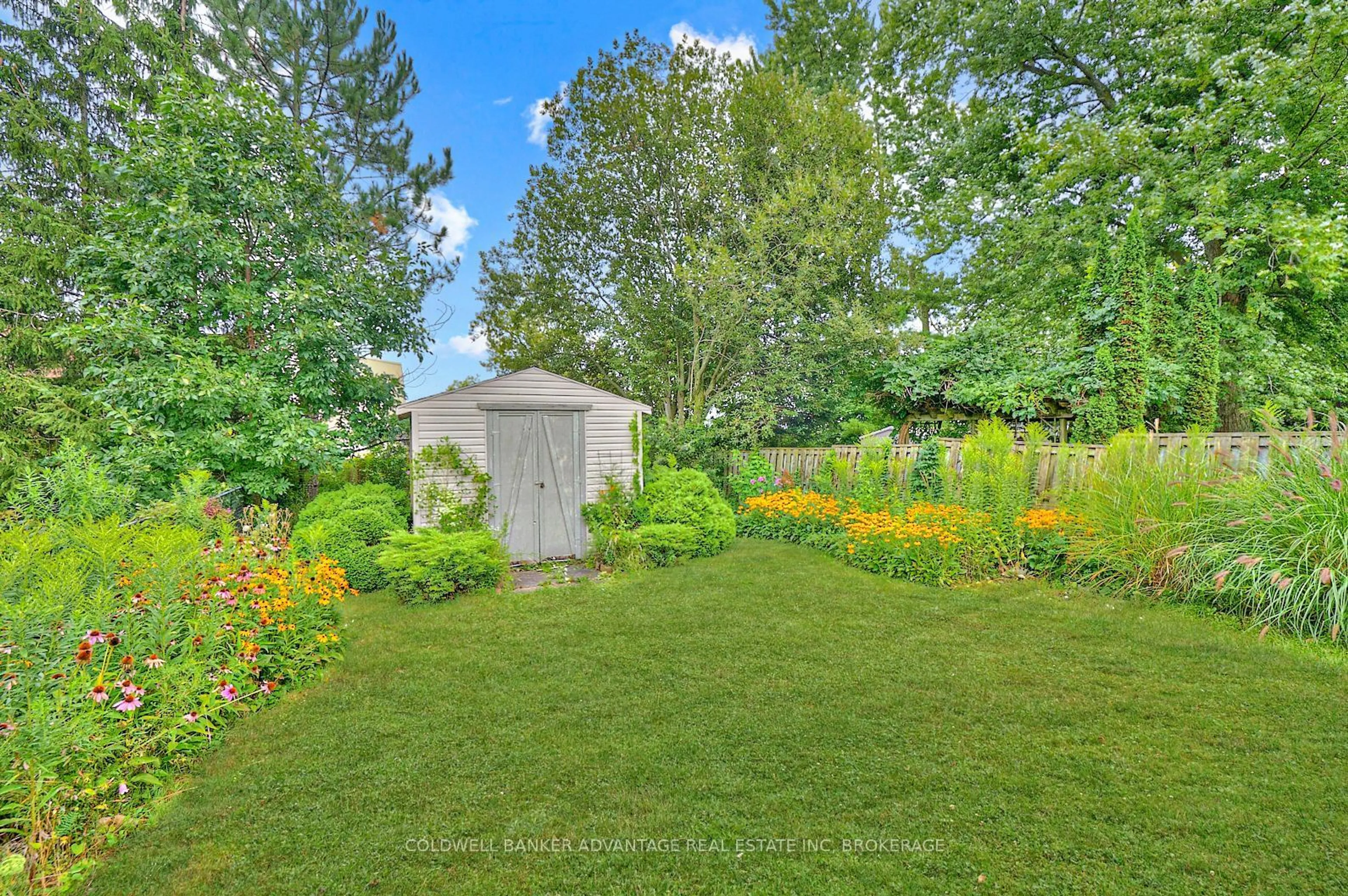 Shed for 1439 STATION St, Pelham Ontario L0S 1E0