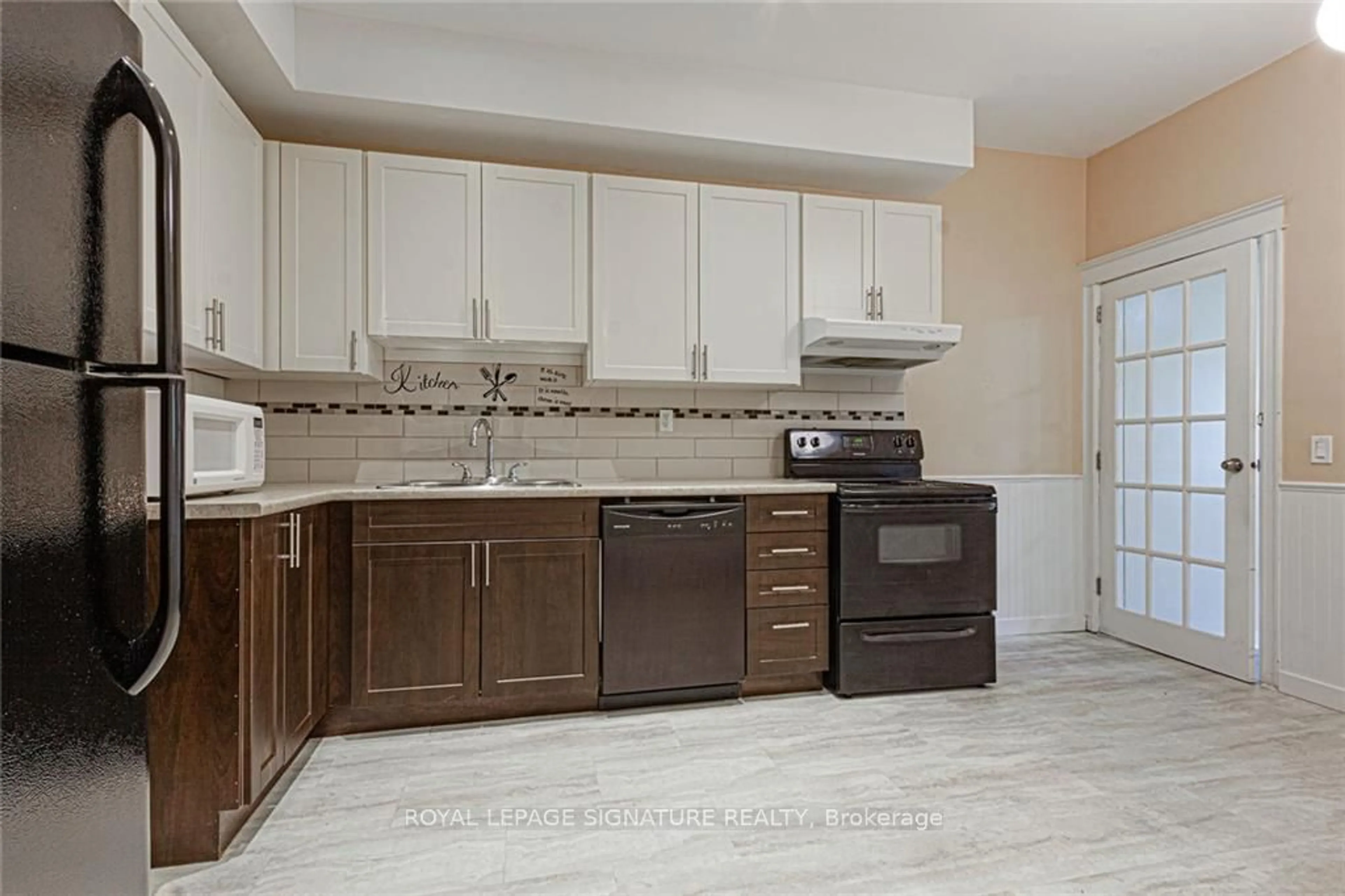 Standard kitchen, ceramic/tile floor for 65 Aikman Ave, Hamilton Ontario L8M 1P8