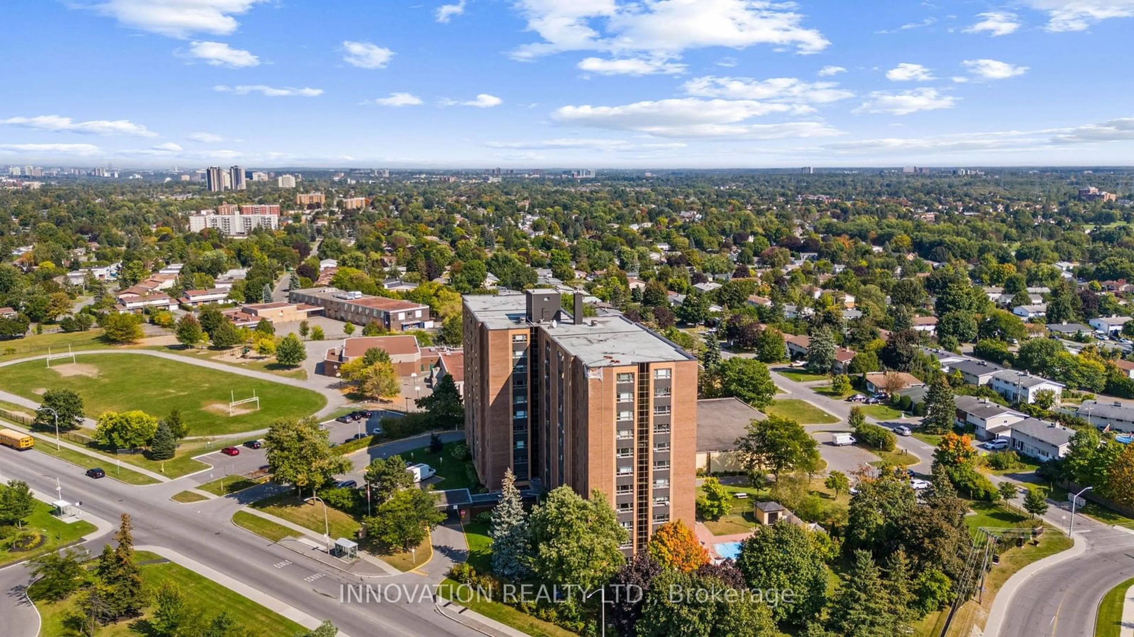 A pic from outside/outdoor area/front of a property/back of a property/a pic from drone, city buildings view from balcony for 1356 Meadowlands Dr #501, Cityview - Parkwoods Hills - Rideau Shore Ontario K2E 6K6