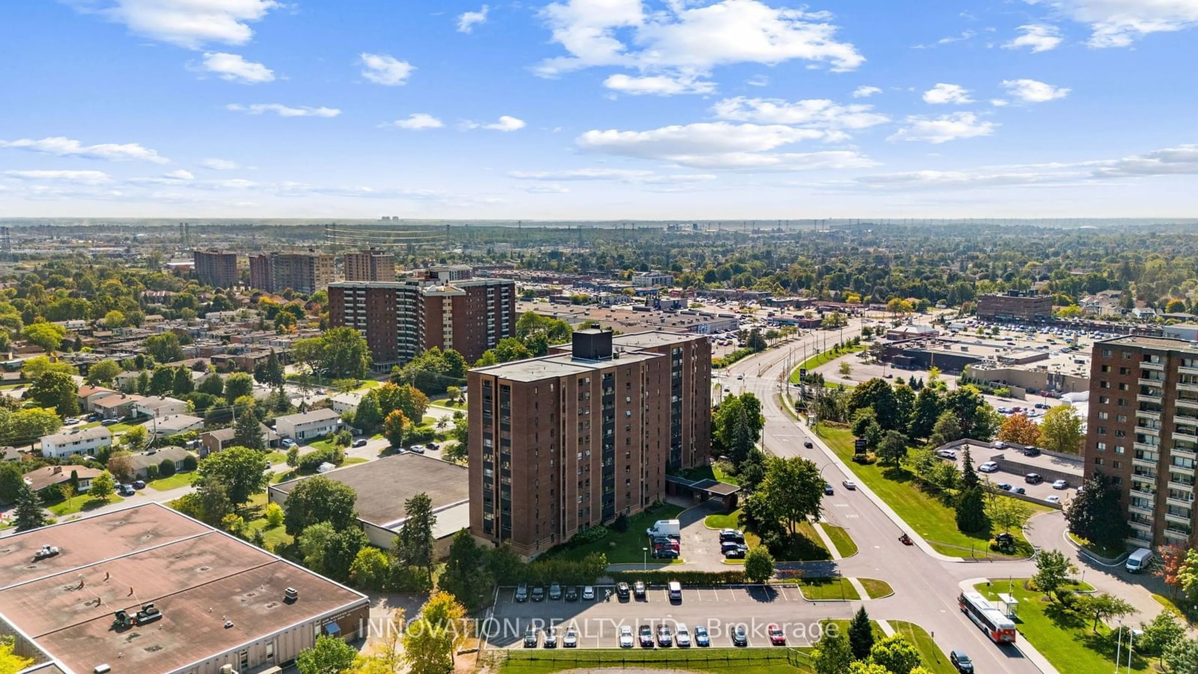 A pic from outside/outdoor area/front of a property/back of a property/a pic from drone, city buildings view from balcony for 1356 Meadowlands Dr #501, Cityview - Parkwoods Hills - Rideau Shore Ontario K2E 6K6