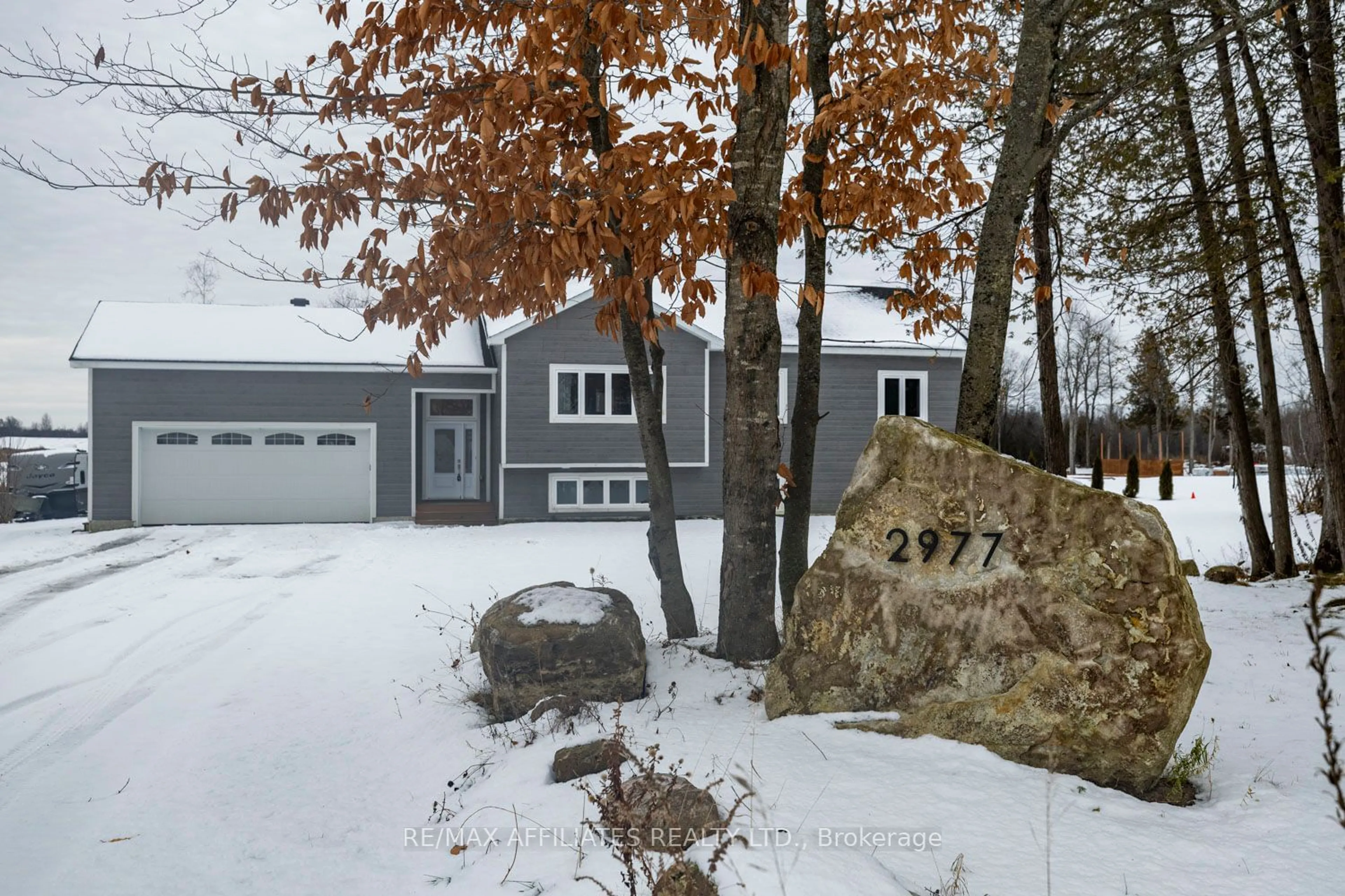 A pic from outside/outdoor area/front of a property/back of a property/a pic from drone, street for 2977 Concession 10A Rd, Drummond/North Elmsley Ontario K0G 1A0