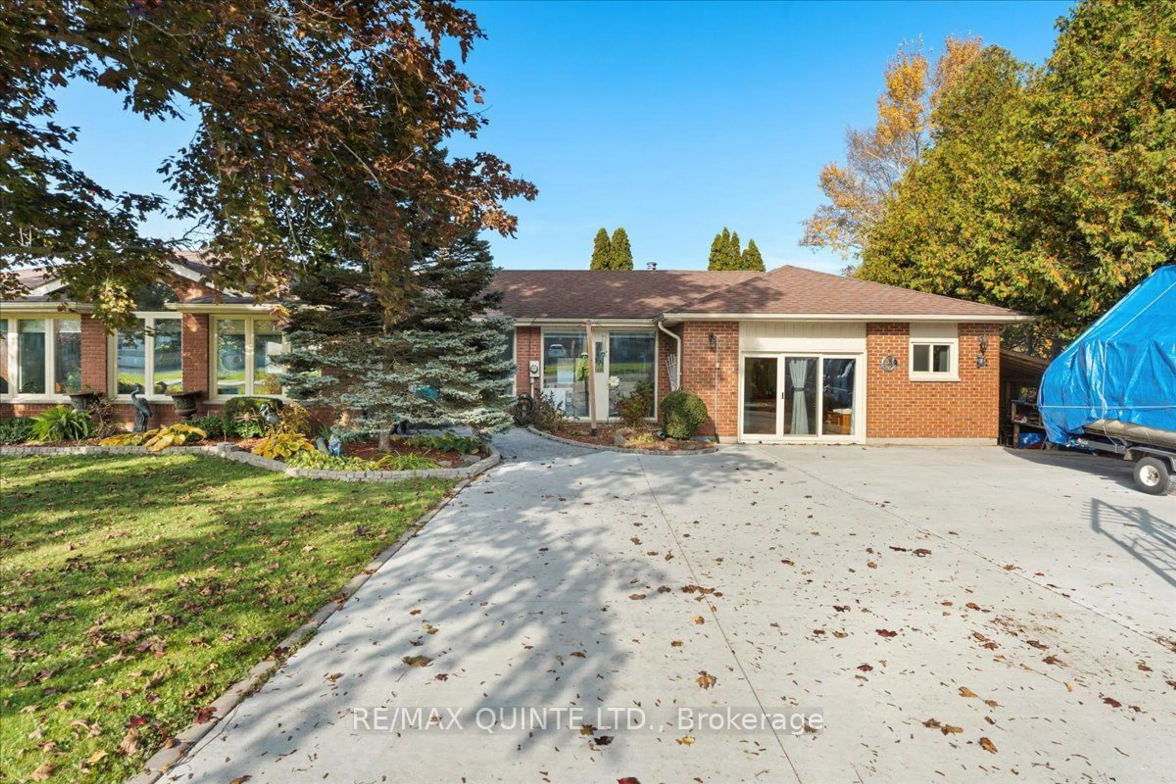 Home with brick exterior material, street for 511 Frankford-Stirling Rd, Quinte West Ontario K0K 2C0