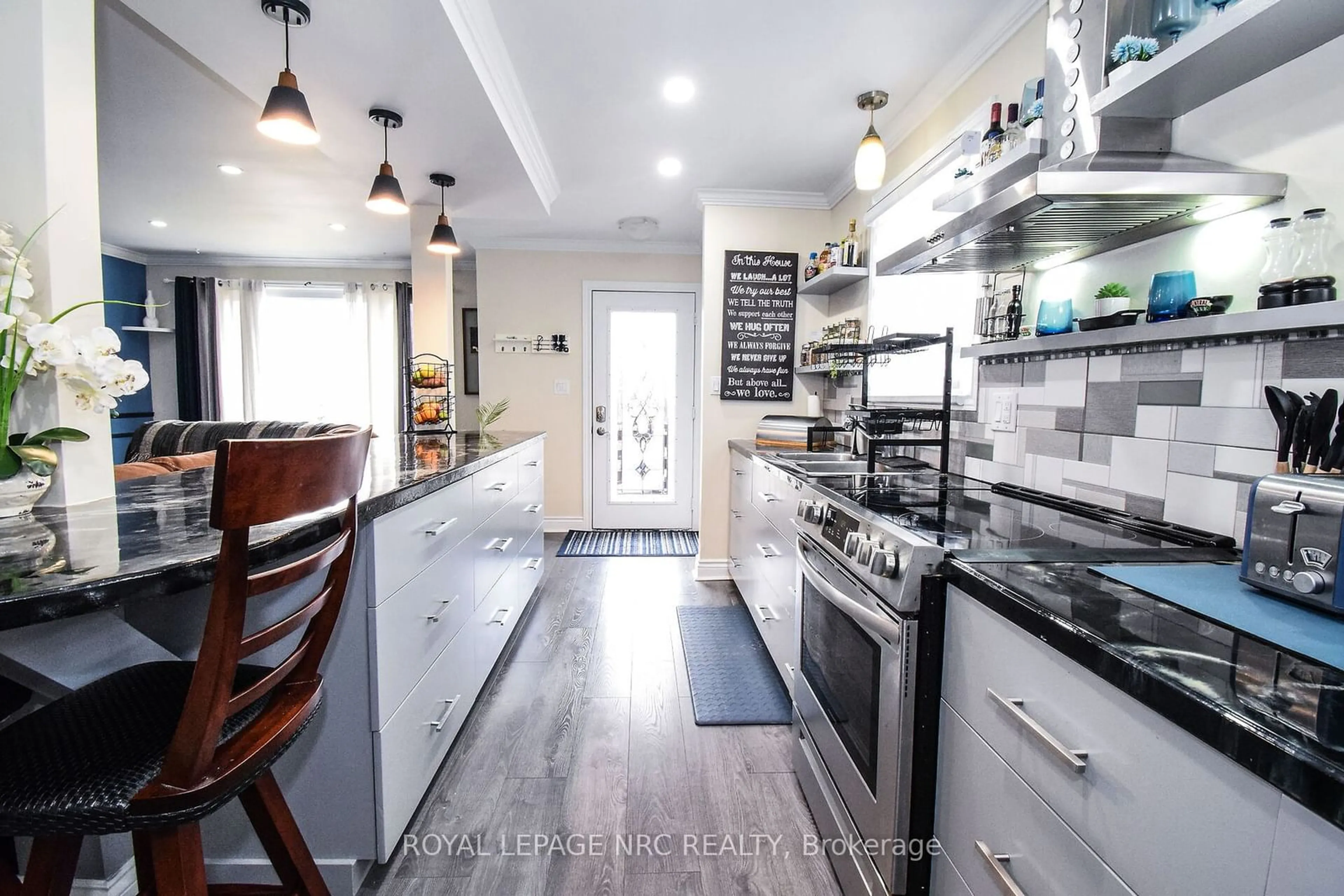 Contemporary kitchen, ceramic/tile floor for 73 Marc Blvd, Welland Ontario L3B 5V2