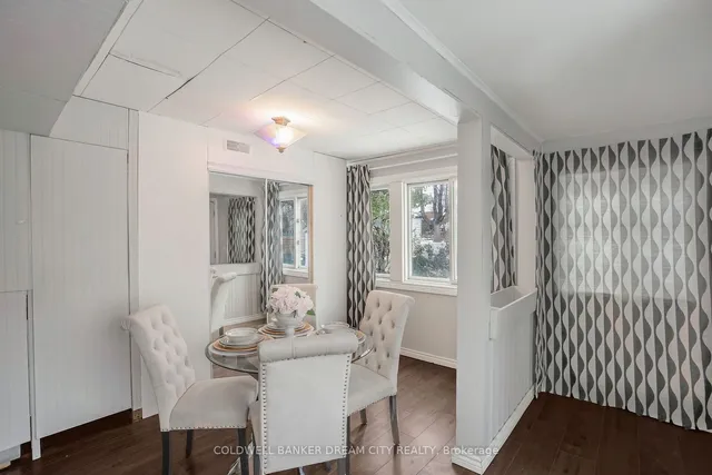 Additional property image - 528 UPPER WENTWORTH St