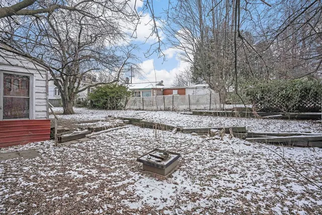 Additional property image - 528 UPPER WENTWORTH St