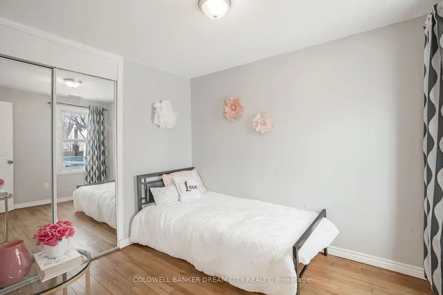 Additional property image - 528 UPPER WENTWORTH St