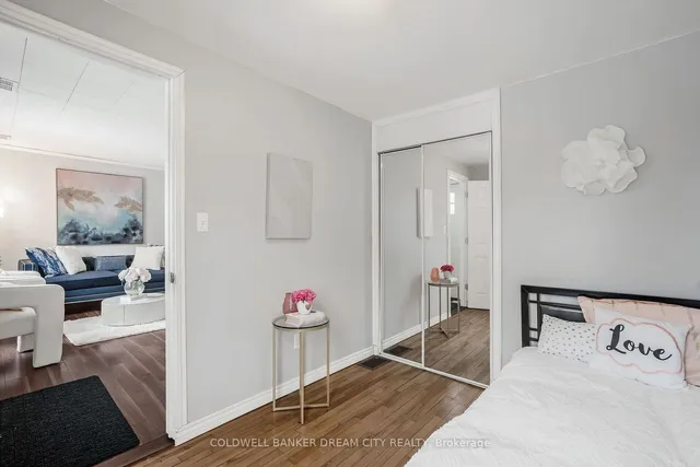 Additional property image - 528 UPPER WENTWORTH St