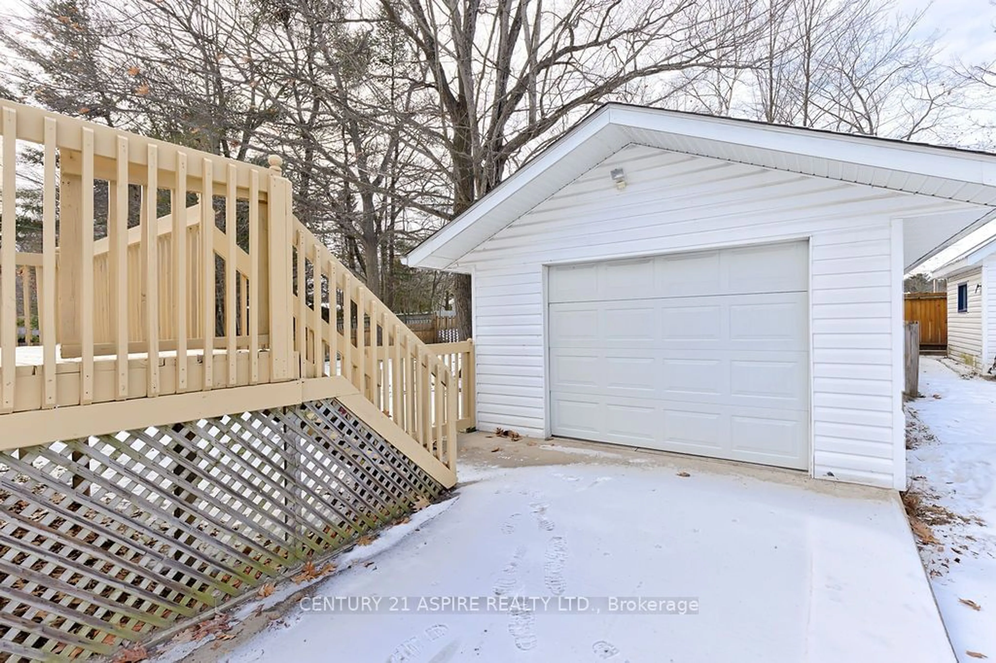 Shed for 30 Earl St, Petawawa Ontario K8H 3M4