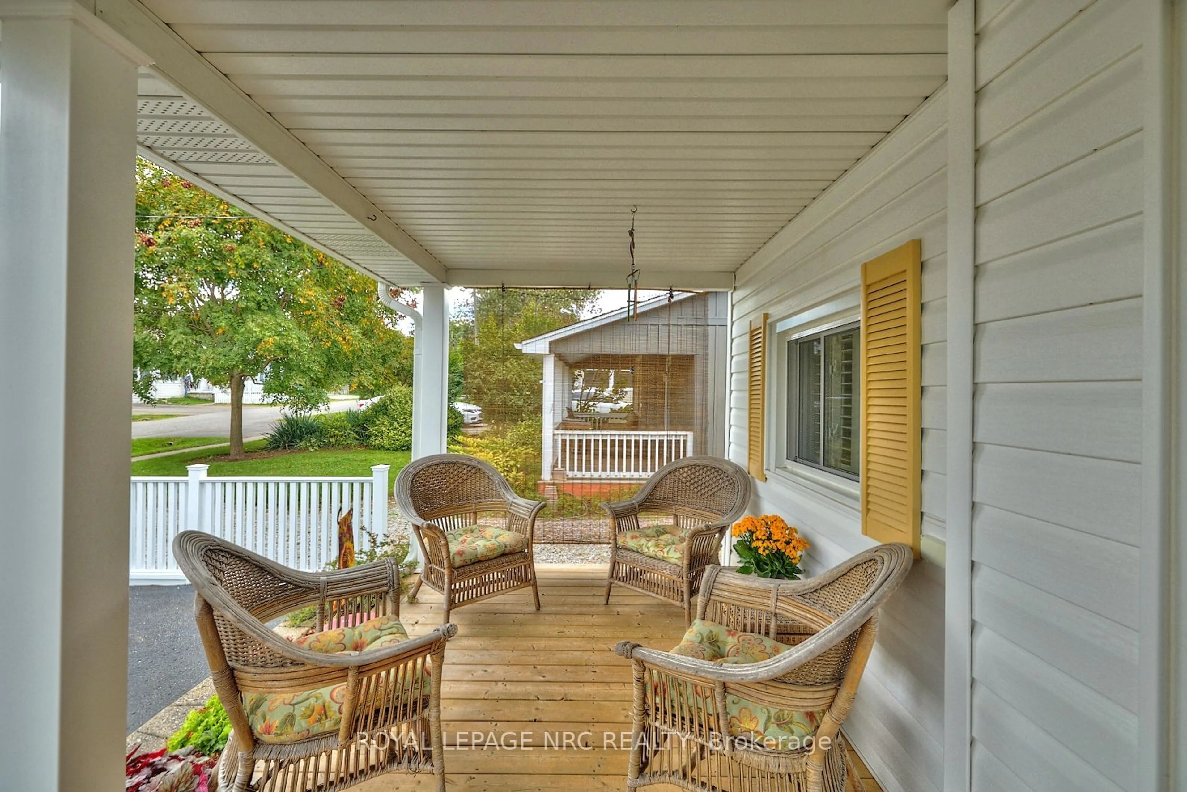 Patio, street for 13 Graham Ave, St. Catharines Ontario L2N 5L1