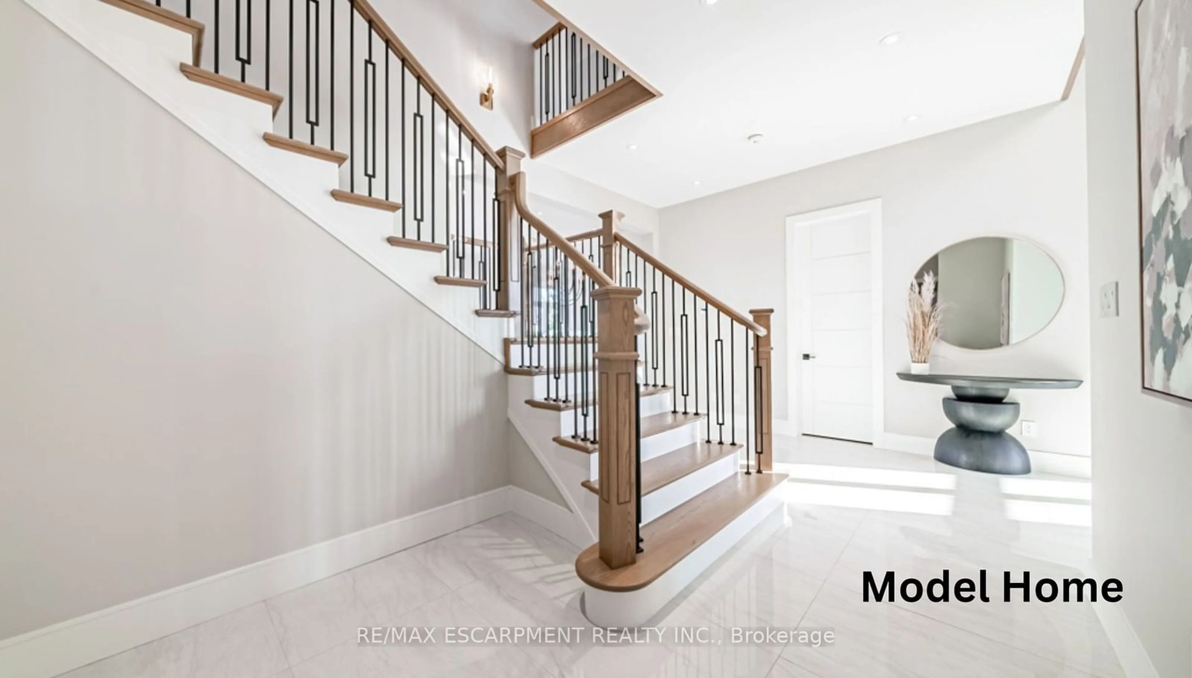 Stairs for 73 Workman Cres, Blandford-Blenheim Ontario N0J 1S0