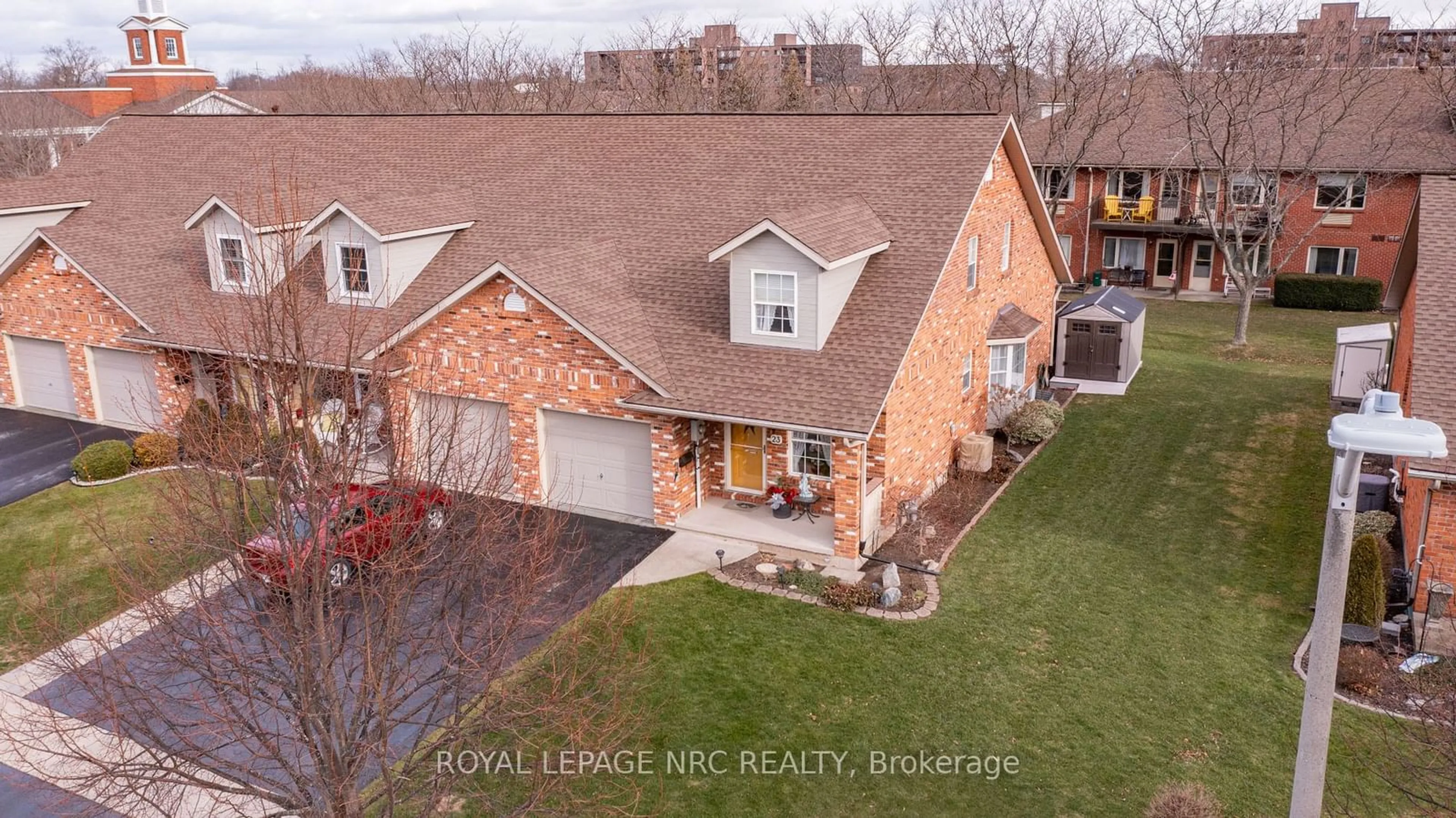 A pic from outside/outdoor area/front of a property/back of a property/a pic from drone, unknown for 23 Portal Dr, Port Colborne Ontario L3K 6G2