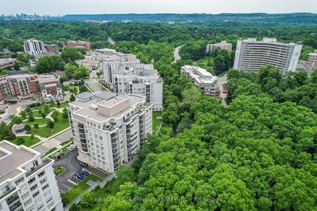 Additional property image - 3000 Creekside Dr Unit 807