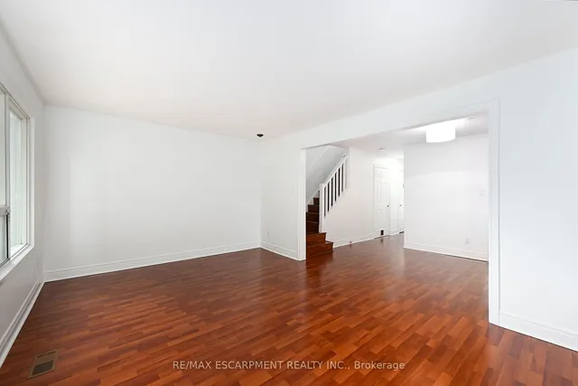 Additional property image - 250 San Francisco Ave