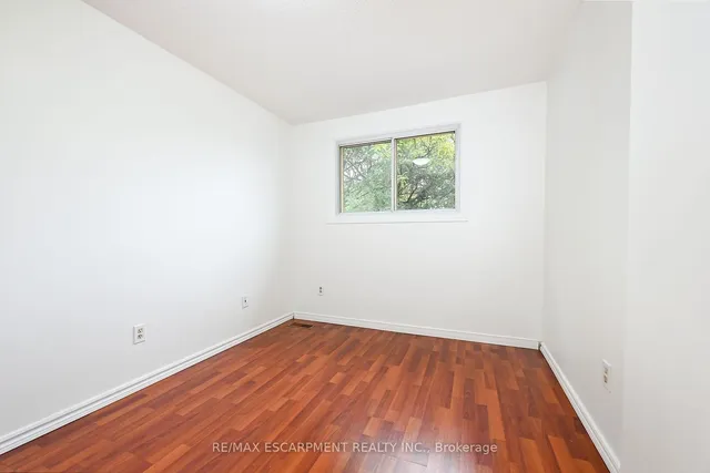 Additional property image - 250 San Francisco Ave