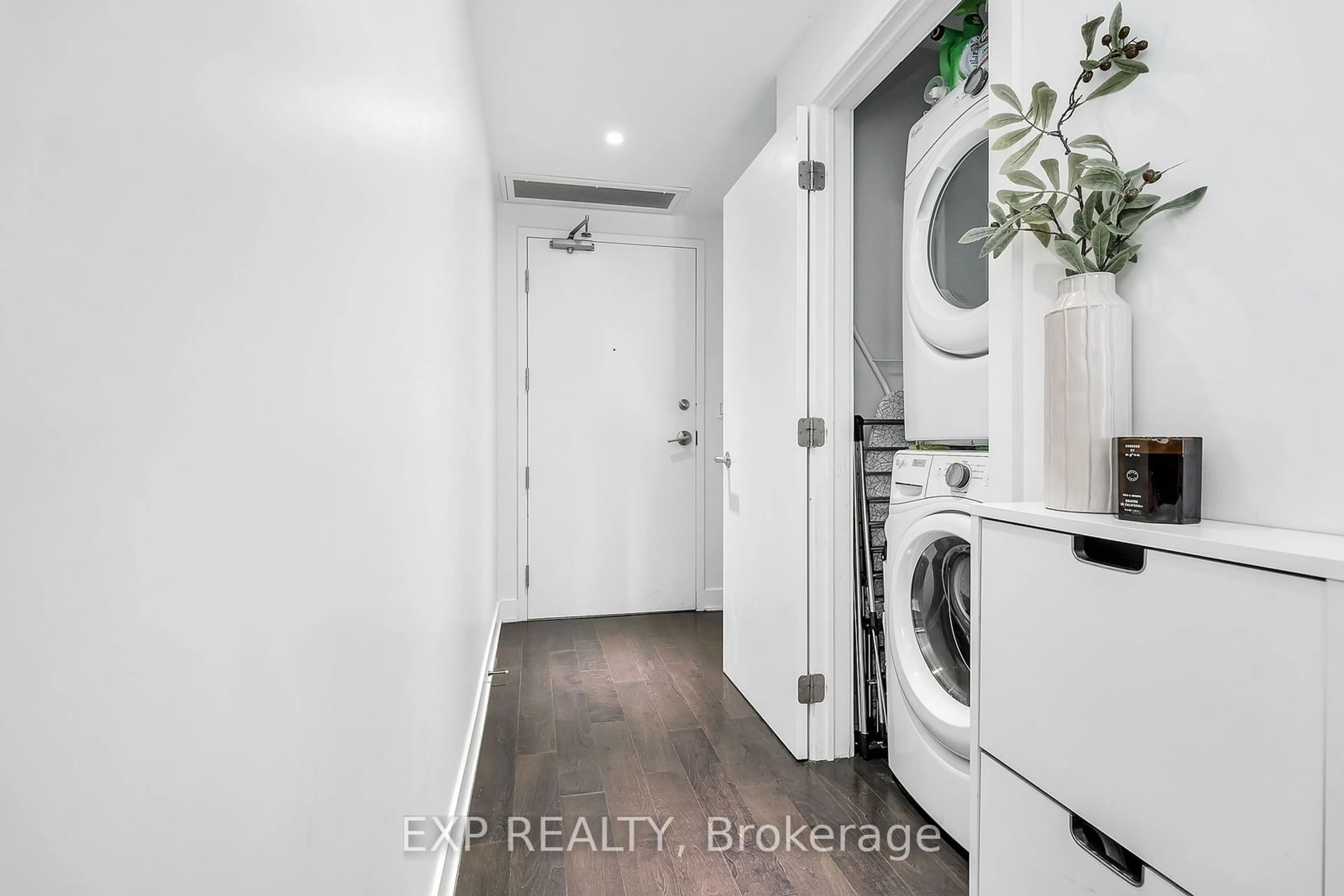 Laundry room for 20 Daly Ave #1710, Lower Town - Sandy Hill Ontario K1N 0C6