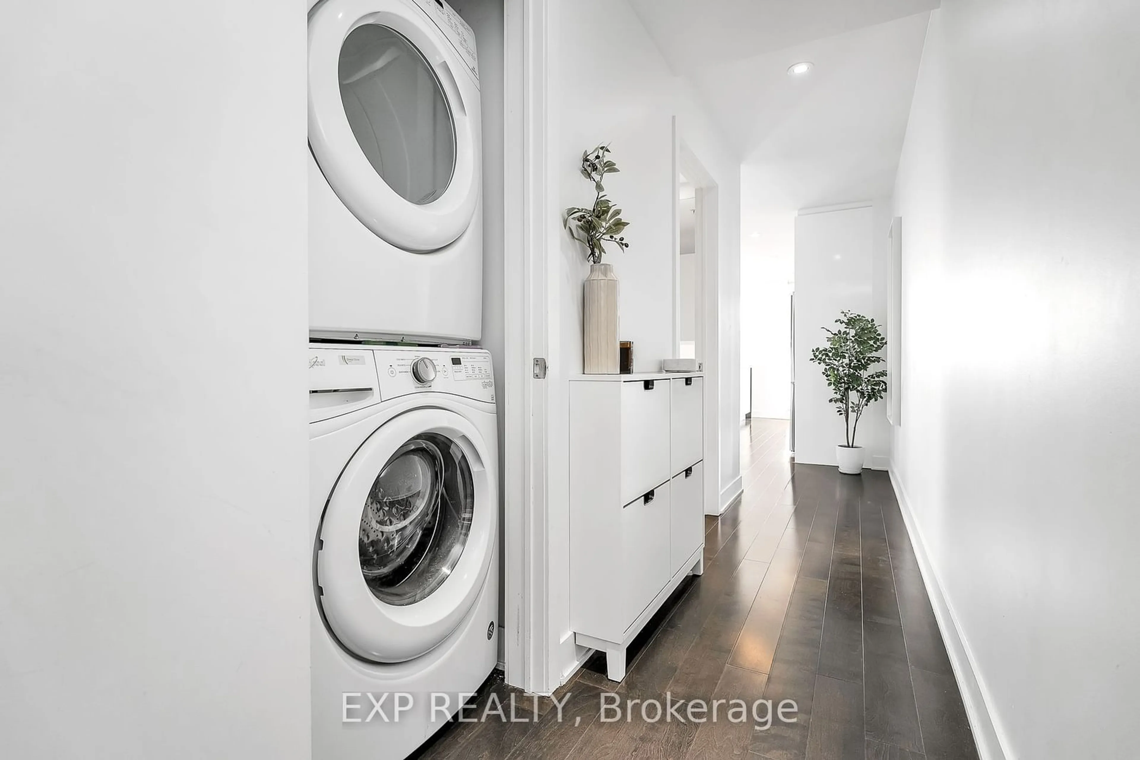 Laundry room for 20 Daly Ave #1710, Lower Town - Sandy Hill Ontario K1N 0C6