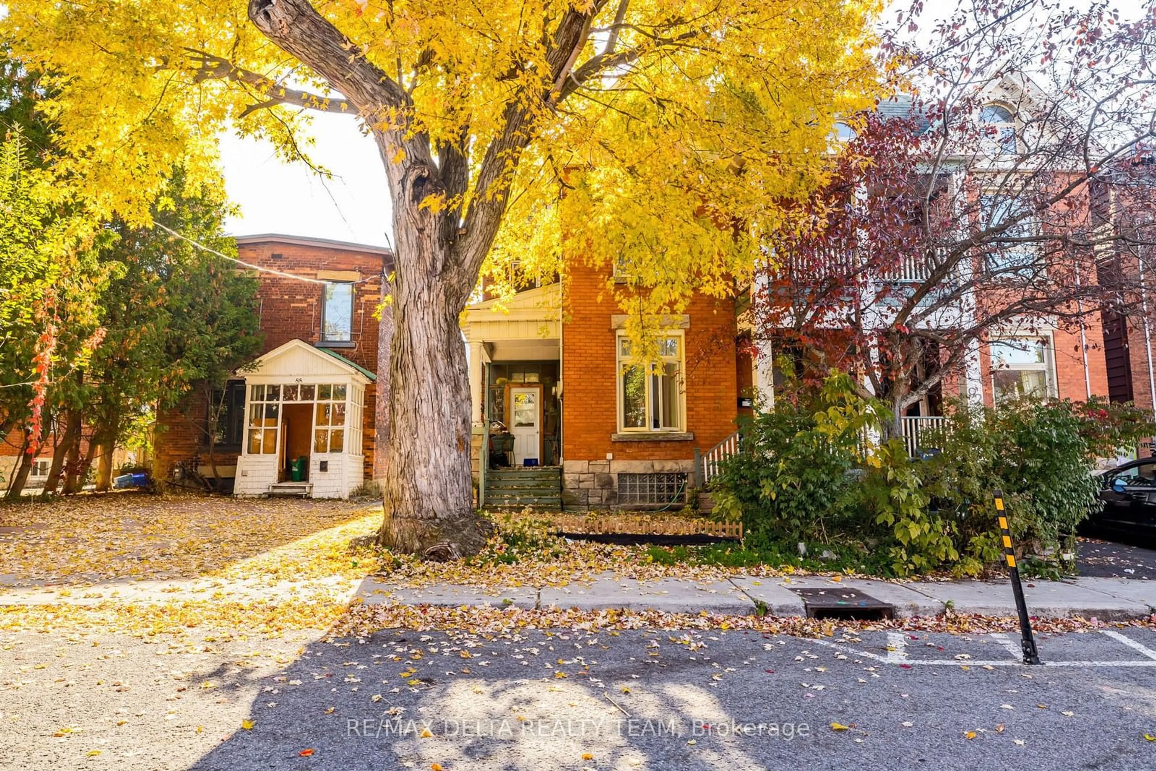 Home with brick exterior material, street for 90 Spruce St, West Centre Town Ontario K1R 6N9