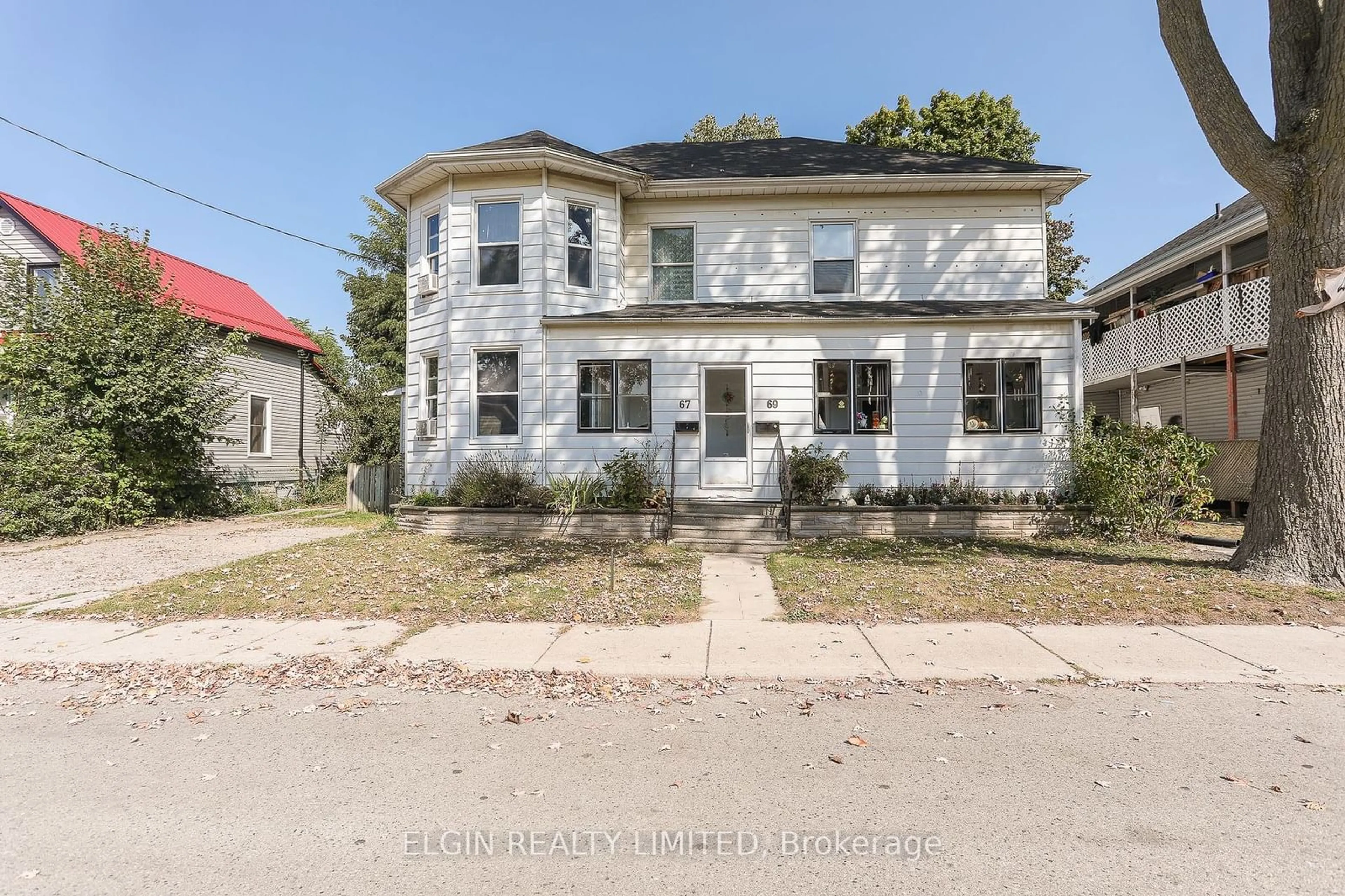 Unknown for 67-69 Elizabeth St, St. Thomas Ontario N5R 2X3