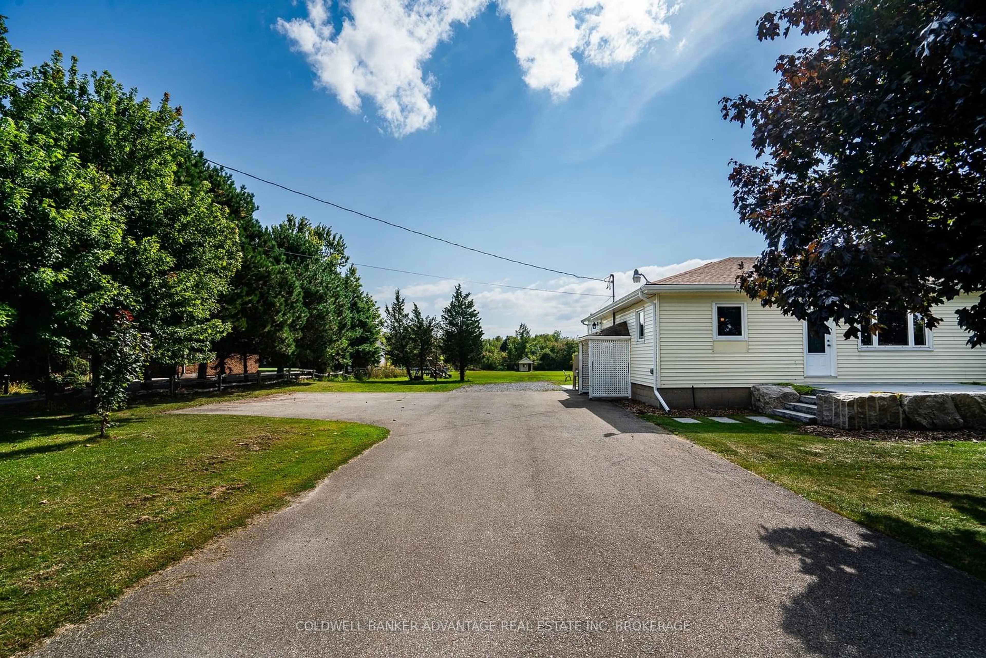 A pic from outside/outdoor area/front of a property/back of a property/a pic from drone, street for 2775 Highway 3, Port Colborne Ontario L3K 5V3