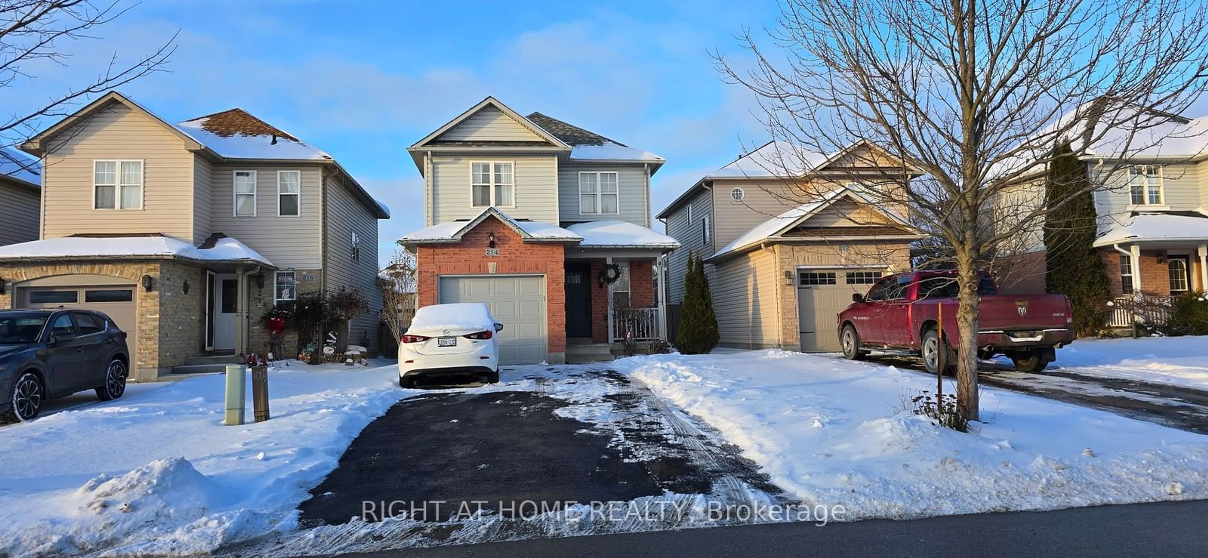 Unknown for 214 Hilltop Dr, North Dumfries Ontario N0B 1E0