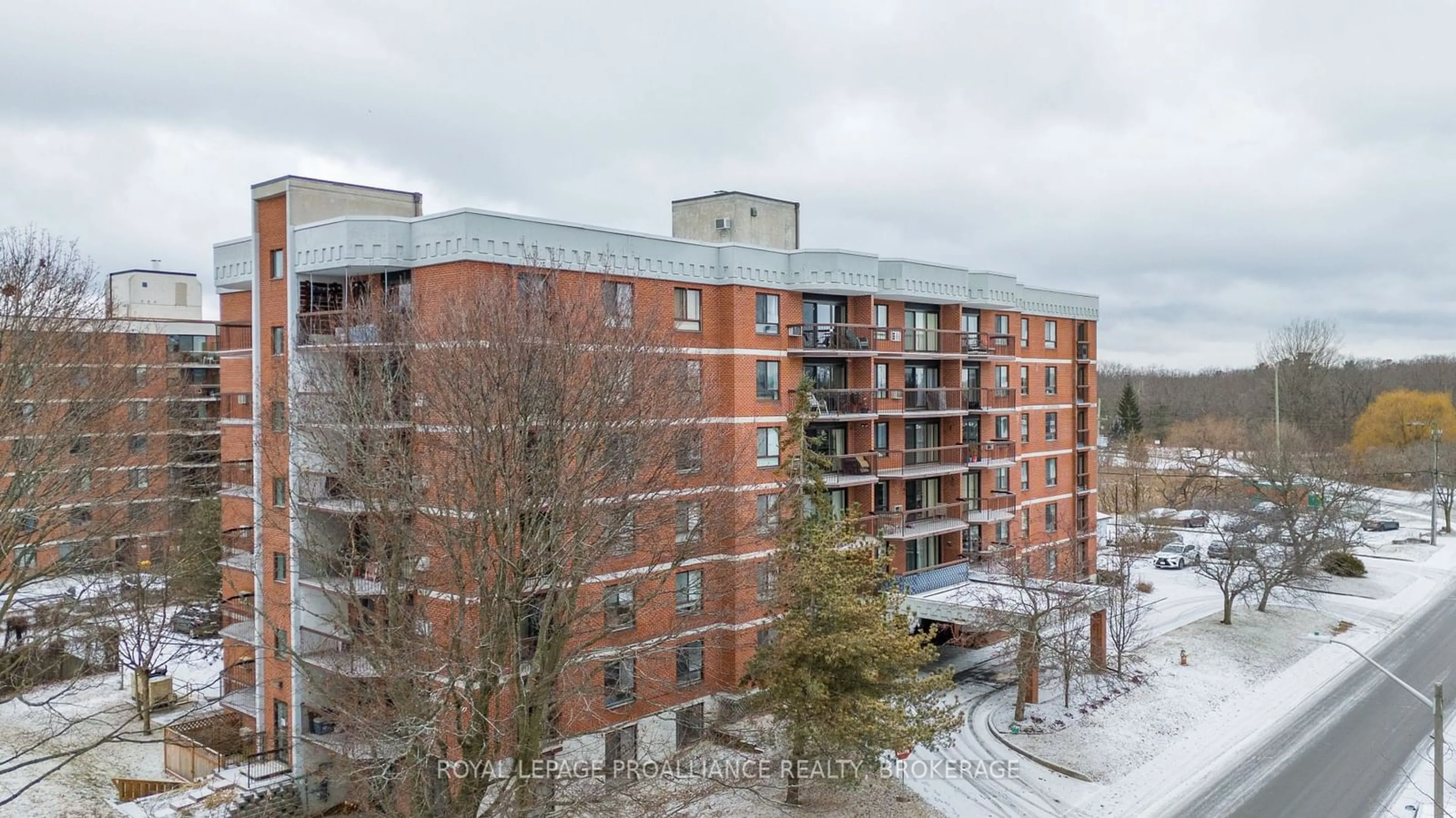 A pic from outside/outdoor area/front of a property/back of a property/a pic from drone, city buildings view from balcony for 14 Greenview Dr #603, Kingston Ontario K7M 7T5