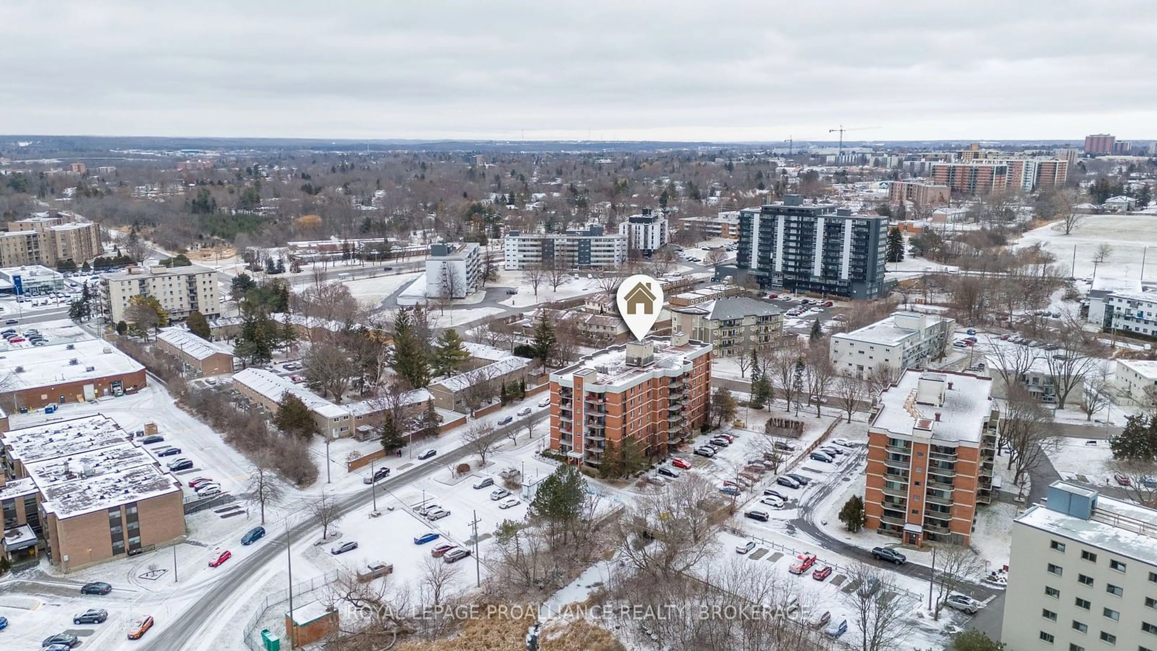 A pic from outside/outdoor area/front of a property/back of a property/a pic from drone, city buildings view from balcony for 14 Greenview Dr #603, Kingston Ontario K7M 7T5