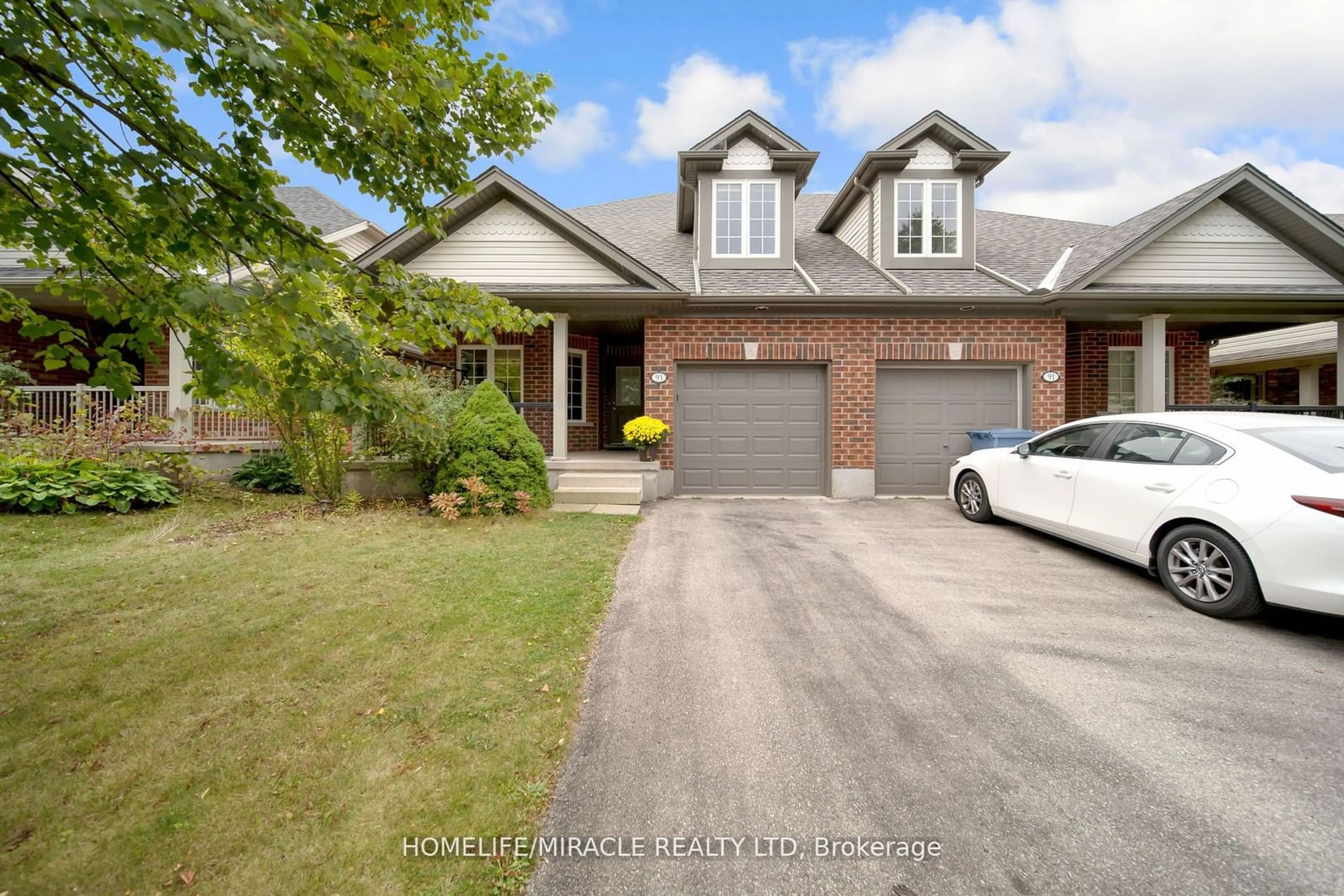 Home with brick exterior material, street for 93 Lynch Circ, Guelph Ontario N1L 1R8