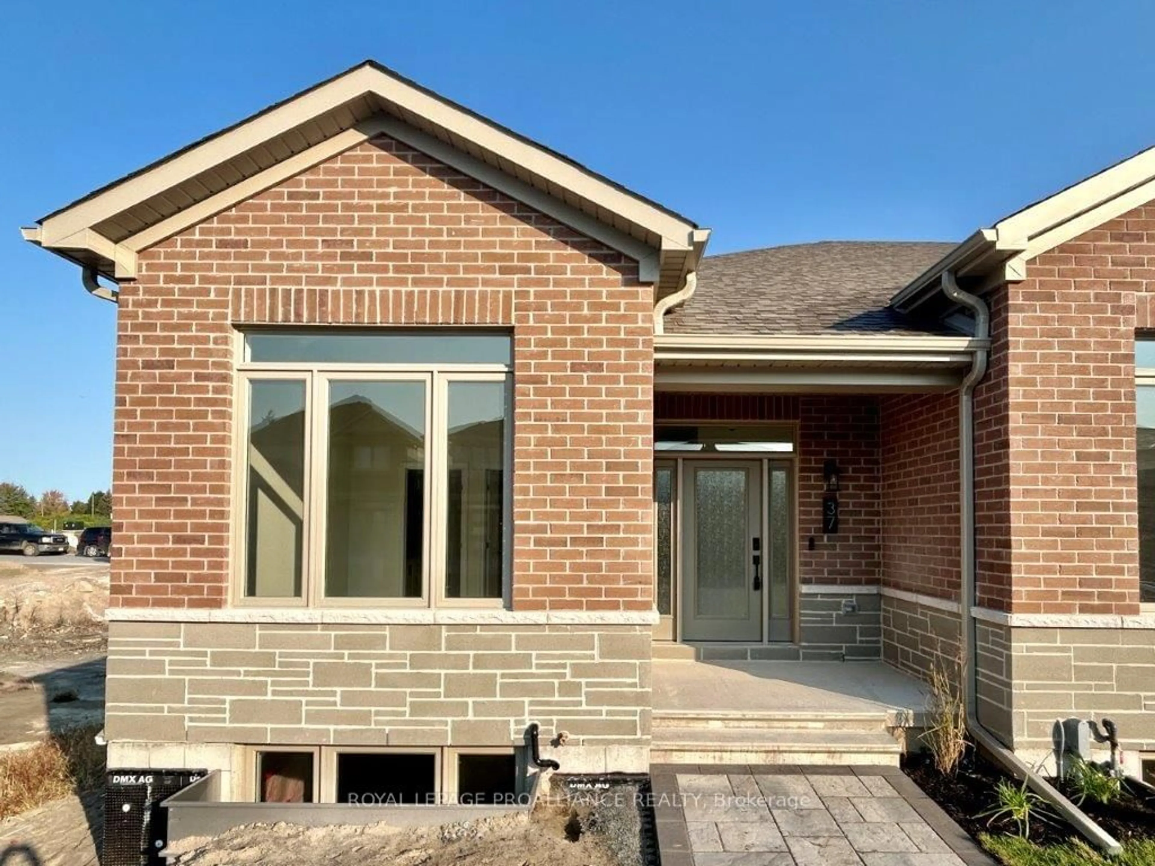 Home with brick exterior material, street for 37 Athabaska Dr, Belleville Ontario K8N 0T1