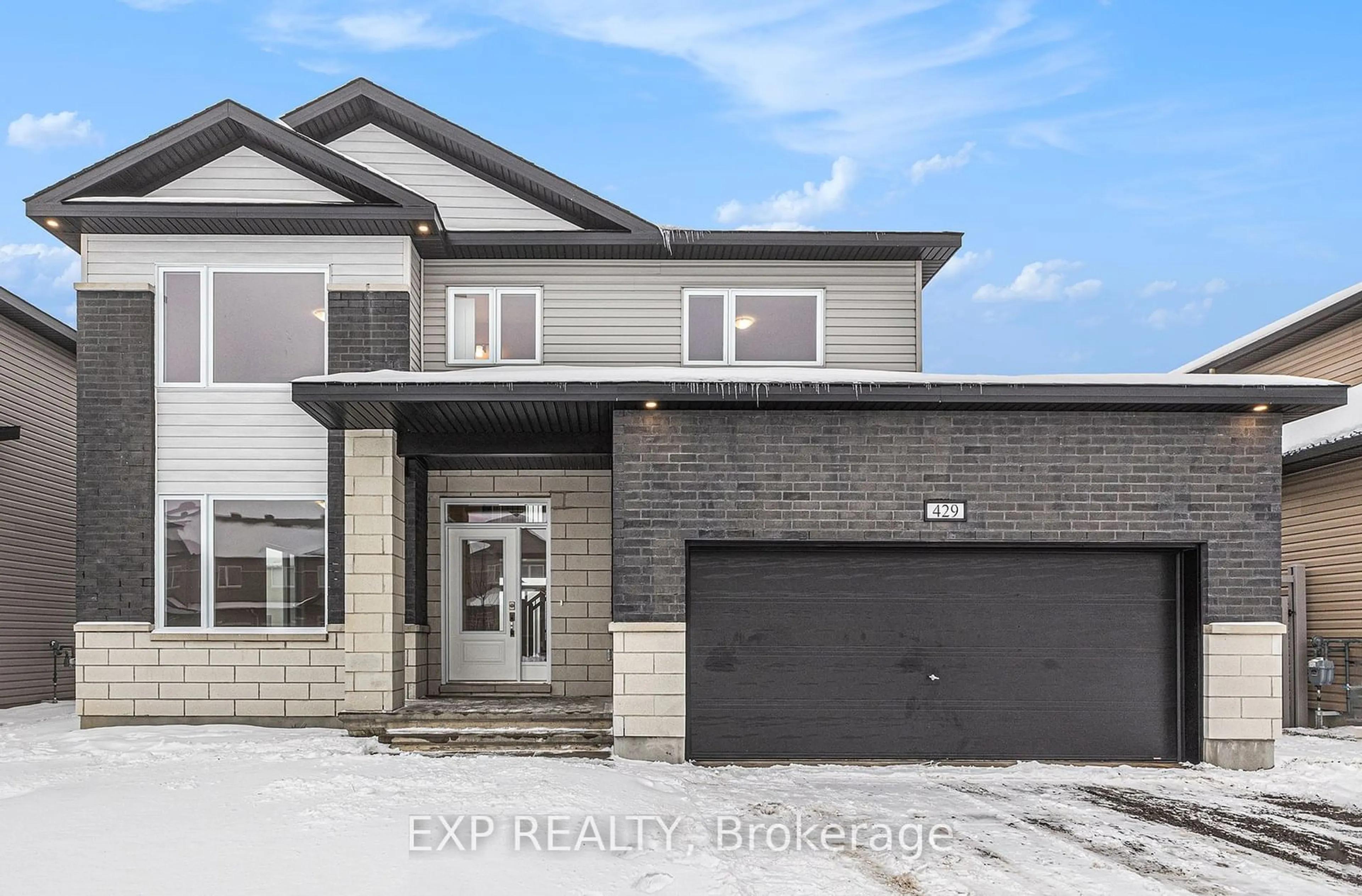 Home with brick exterior material, street for 402 FLEET CANUCK, Carp - Huntley Ward Ontario K2M 0M5