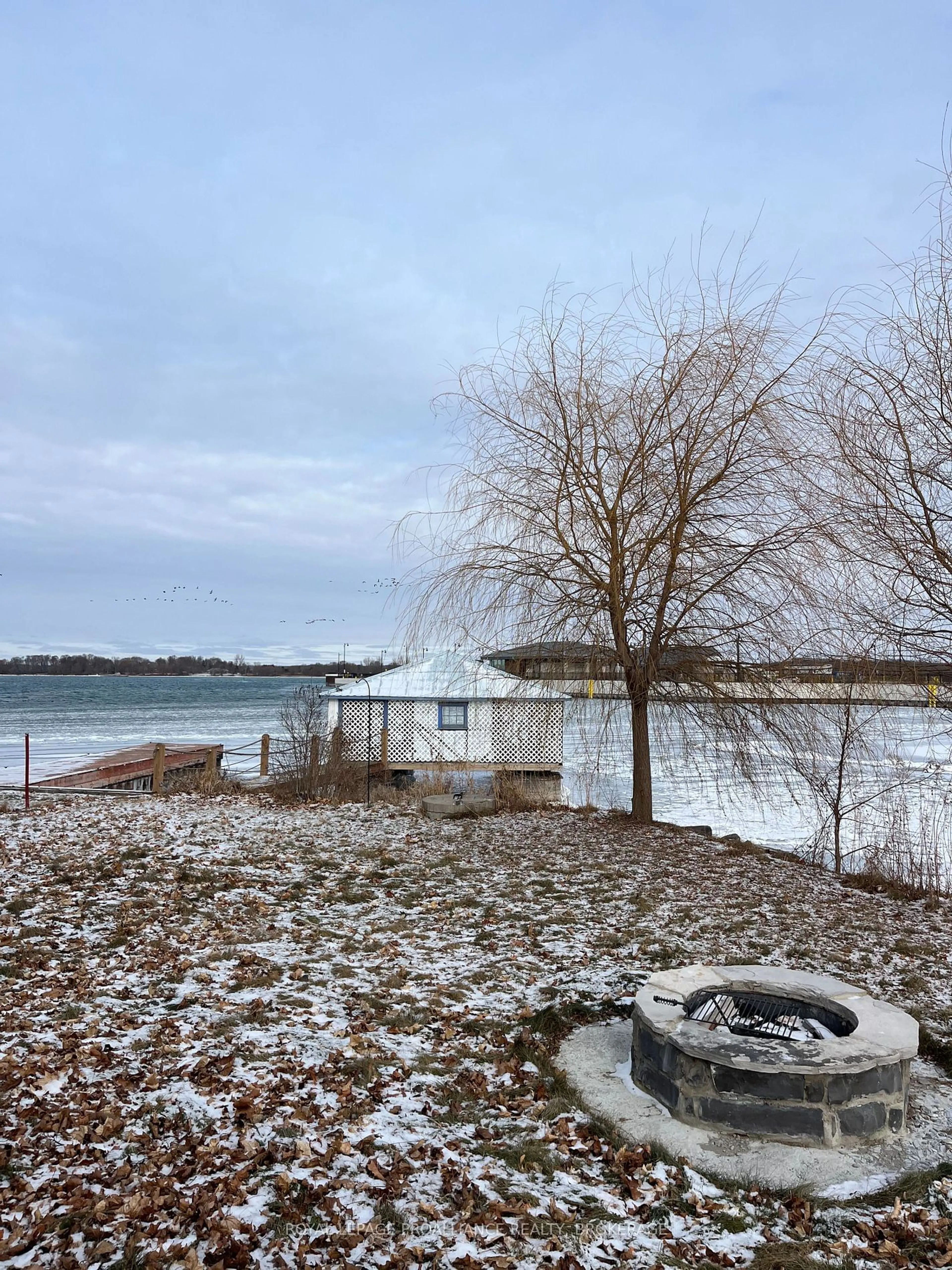 Shed for 21C Highway 95, Frontenac Islands Ontario K0H 2Y0