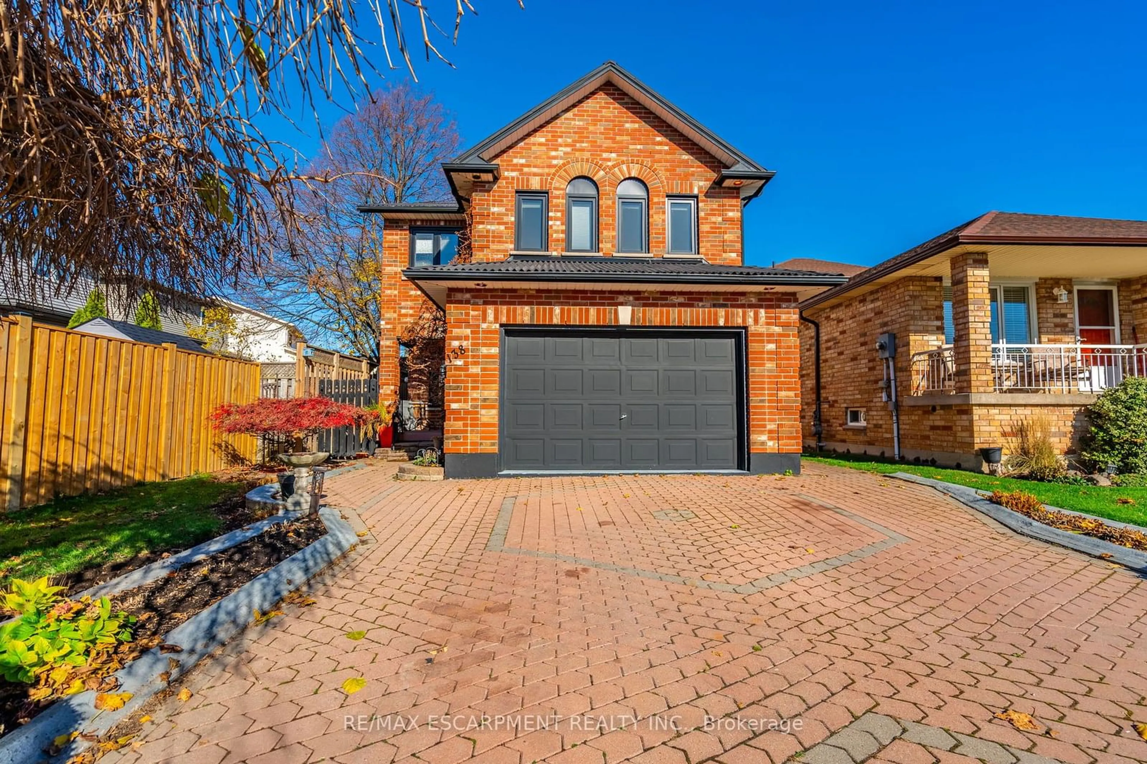 Home with brick exterior material, street for 138 Beaverbrook Ave, Hamilton Ontario L8W 3T2