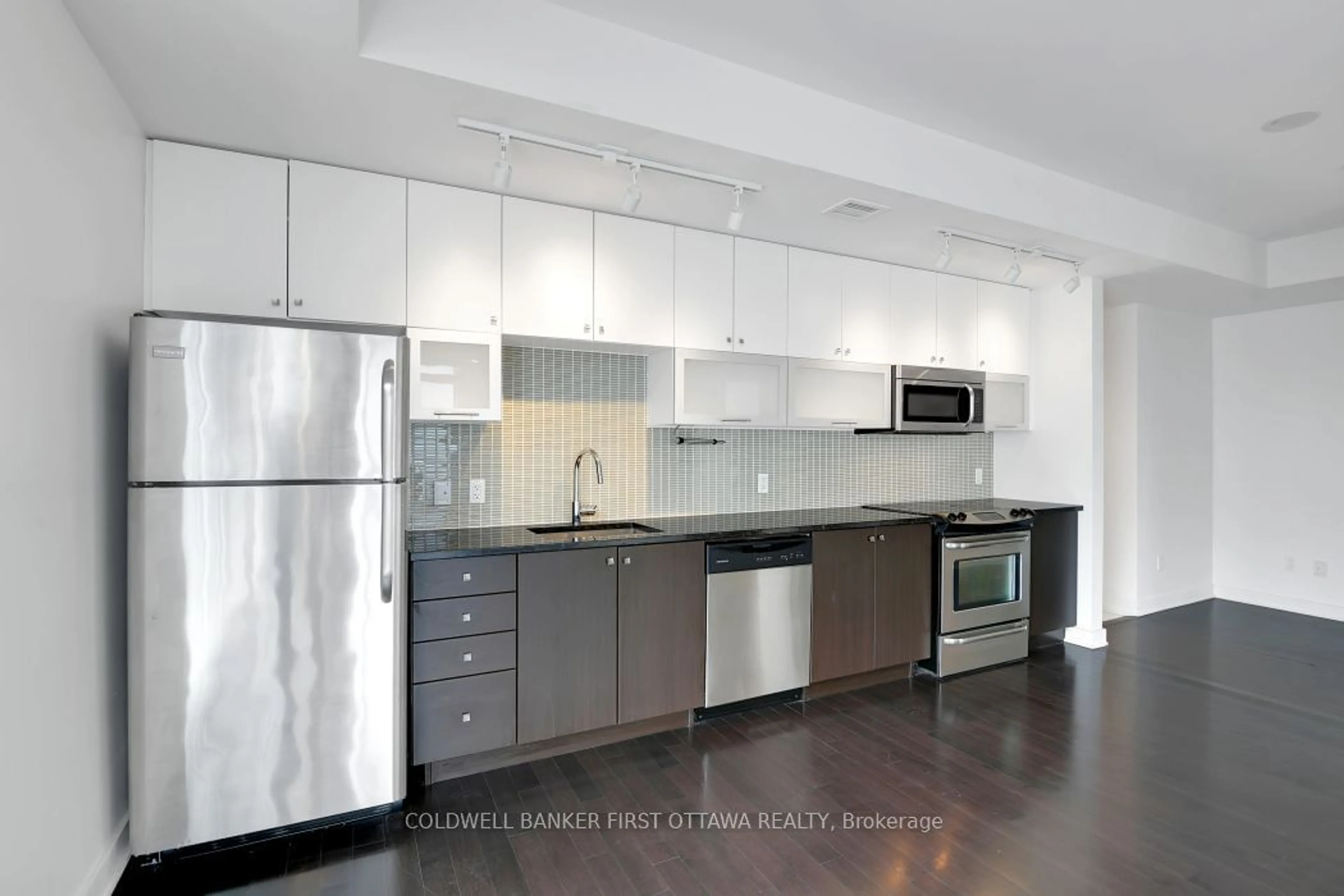 Open concept kitchen, unknown for 179 Metcalfe St #2504, Ottawa Centre Ontario K2P 1P7