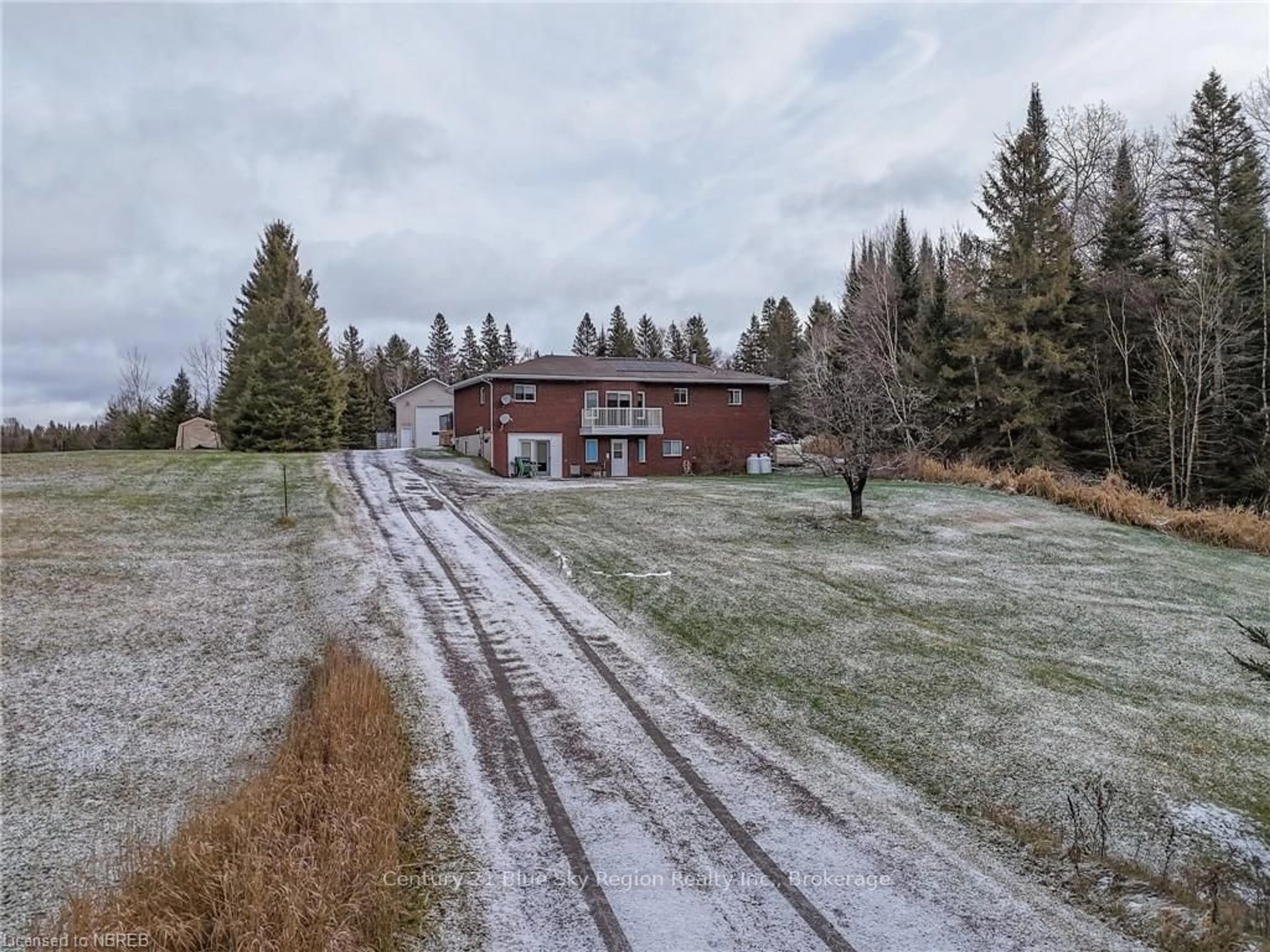 A pic from outside/outdoor area/front of a property/back of a property/a pic from drone, unknown for 592 GENESEE LAKE Rd, Powassan Ontario P0H 1Z0